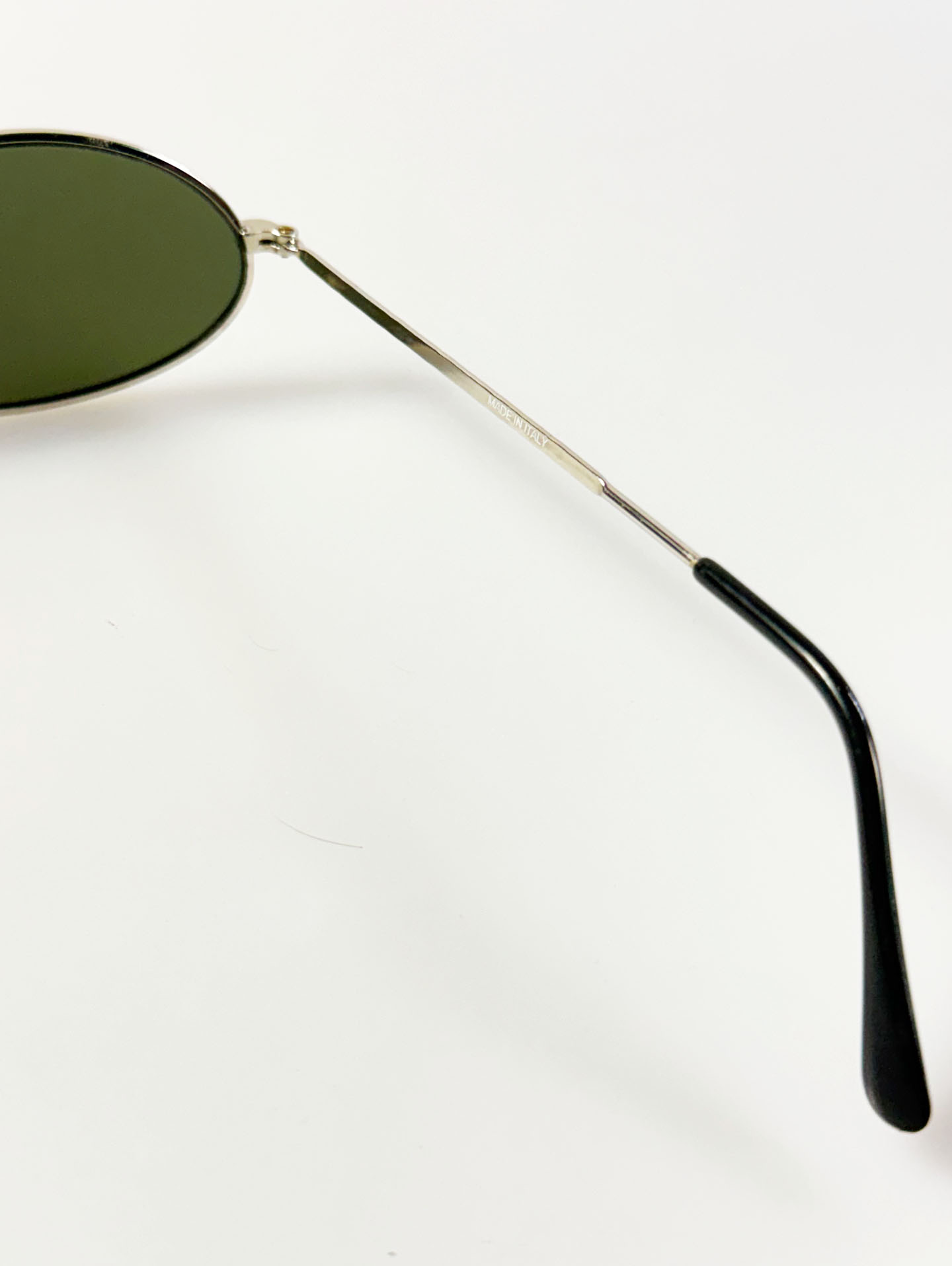 90's Silver Slim Oval Metal Sunglasses