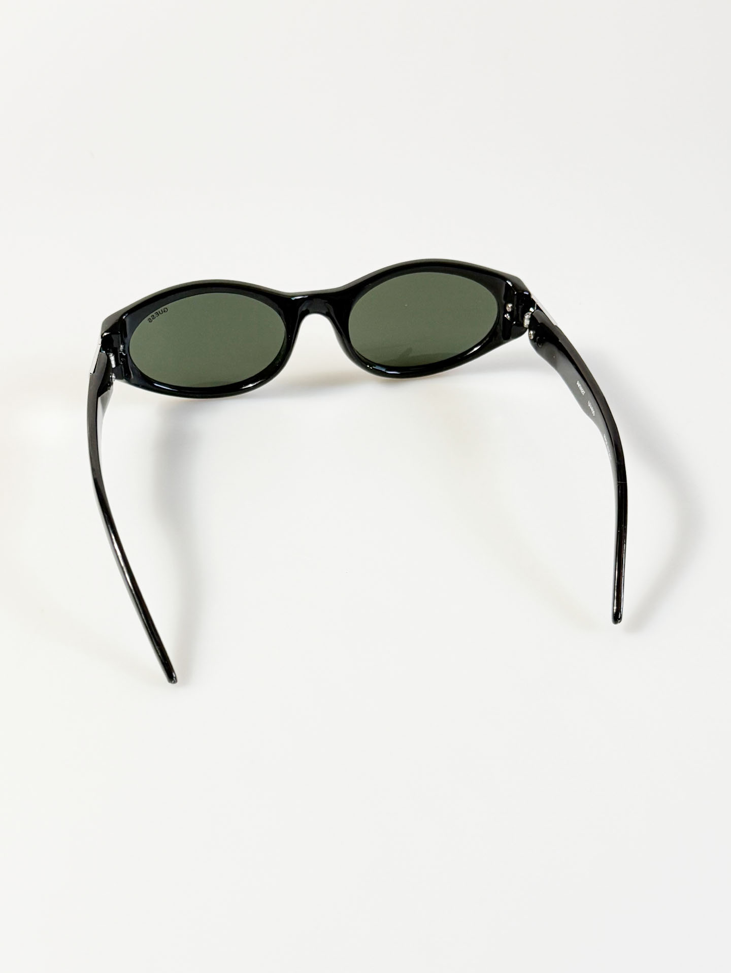 90's GUESS Black Bold Oval Sunglasses