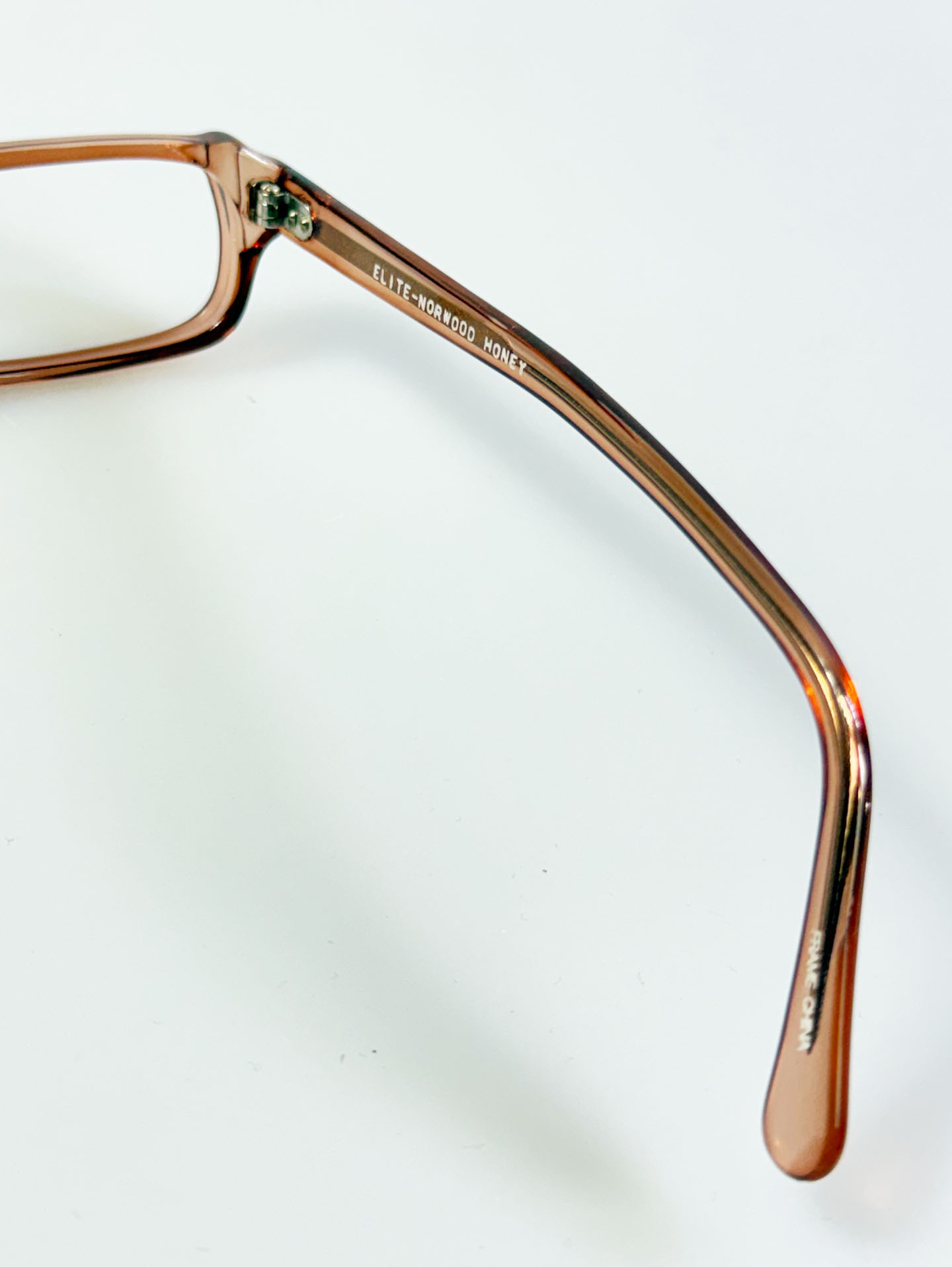 90's ELITE Honey Brown Transparent Square Acetate Horn-Rim Glasses