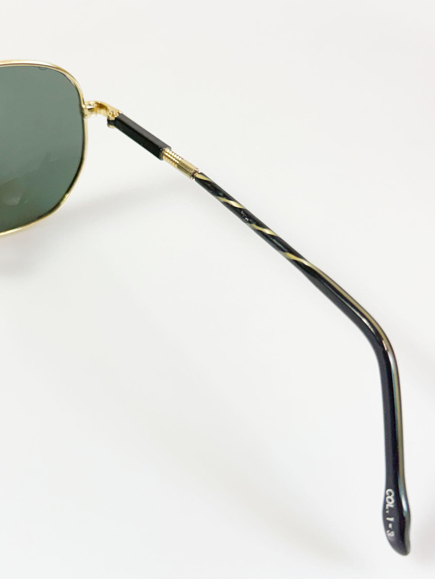 90’s Gold Metal Slim Square Frame Sunglasses
