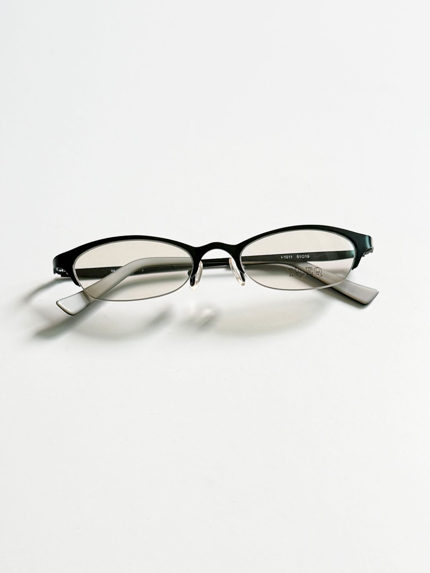 IQ.EQ Black Semi-Cat Eye Half-Rim Metal Frame Glasses