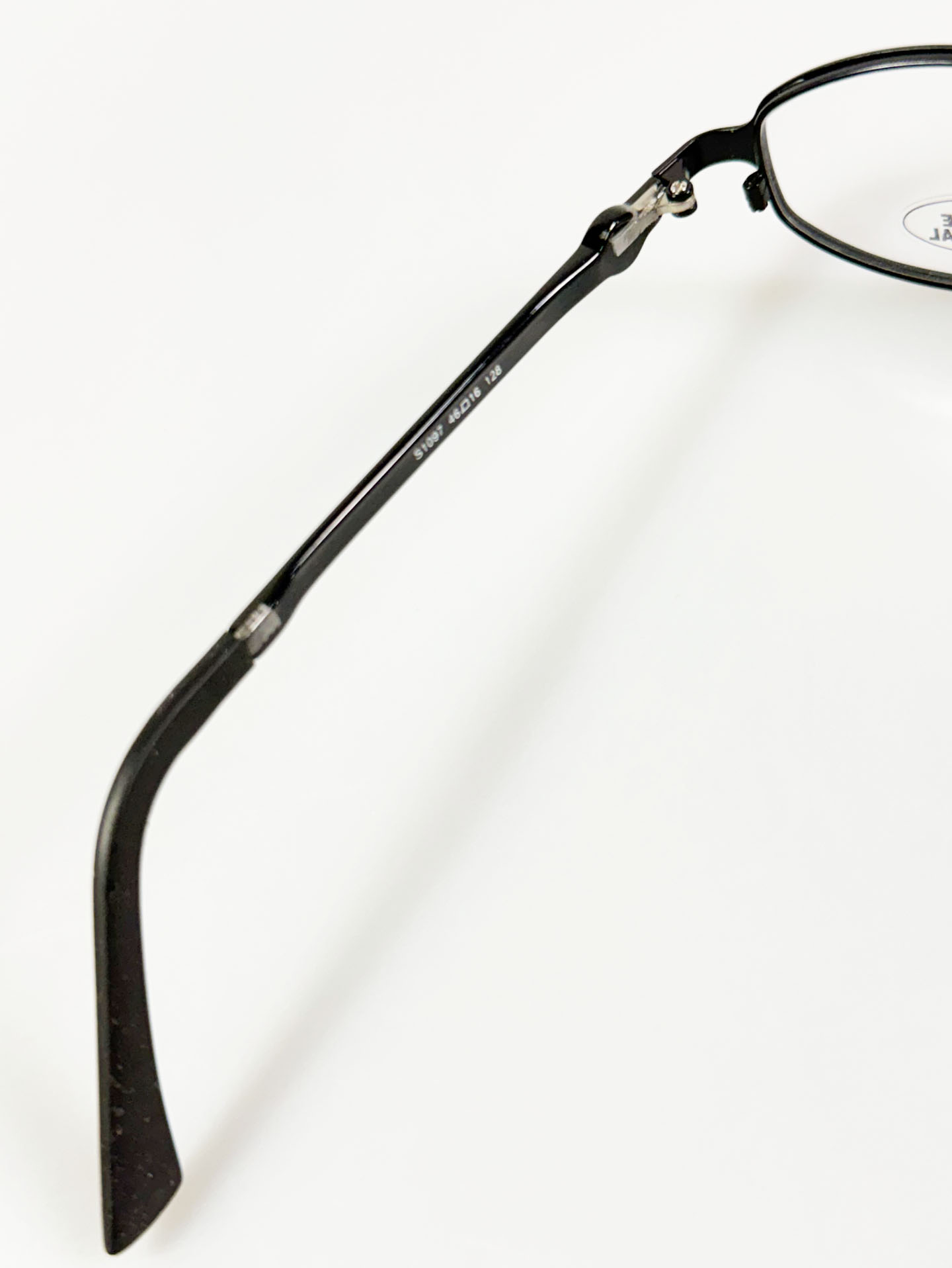 EPILOGUE Black Slim Oval Metal Glasses