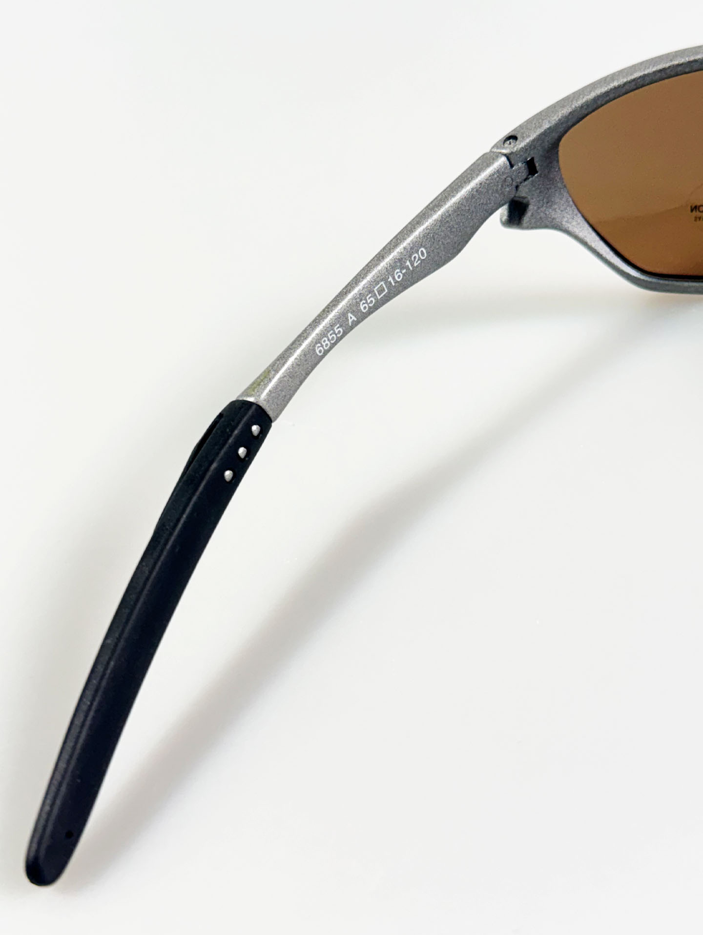 IXRON Silver Wraparound Sport Frame Tint Sunglasses