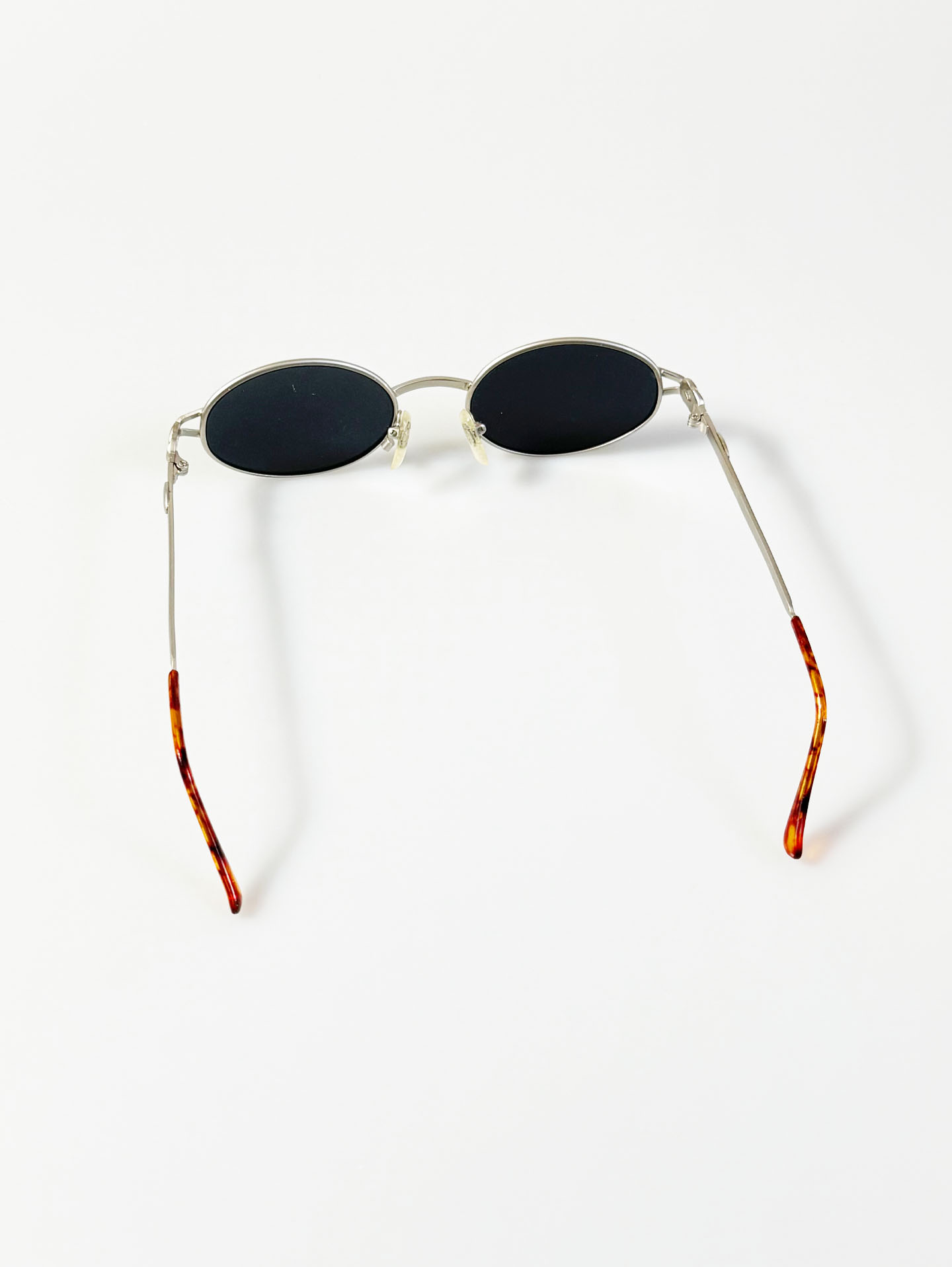 90's ACTION Slim Oval Silver Metal Frame Sunglasses