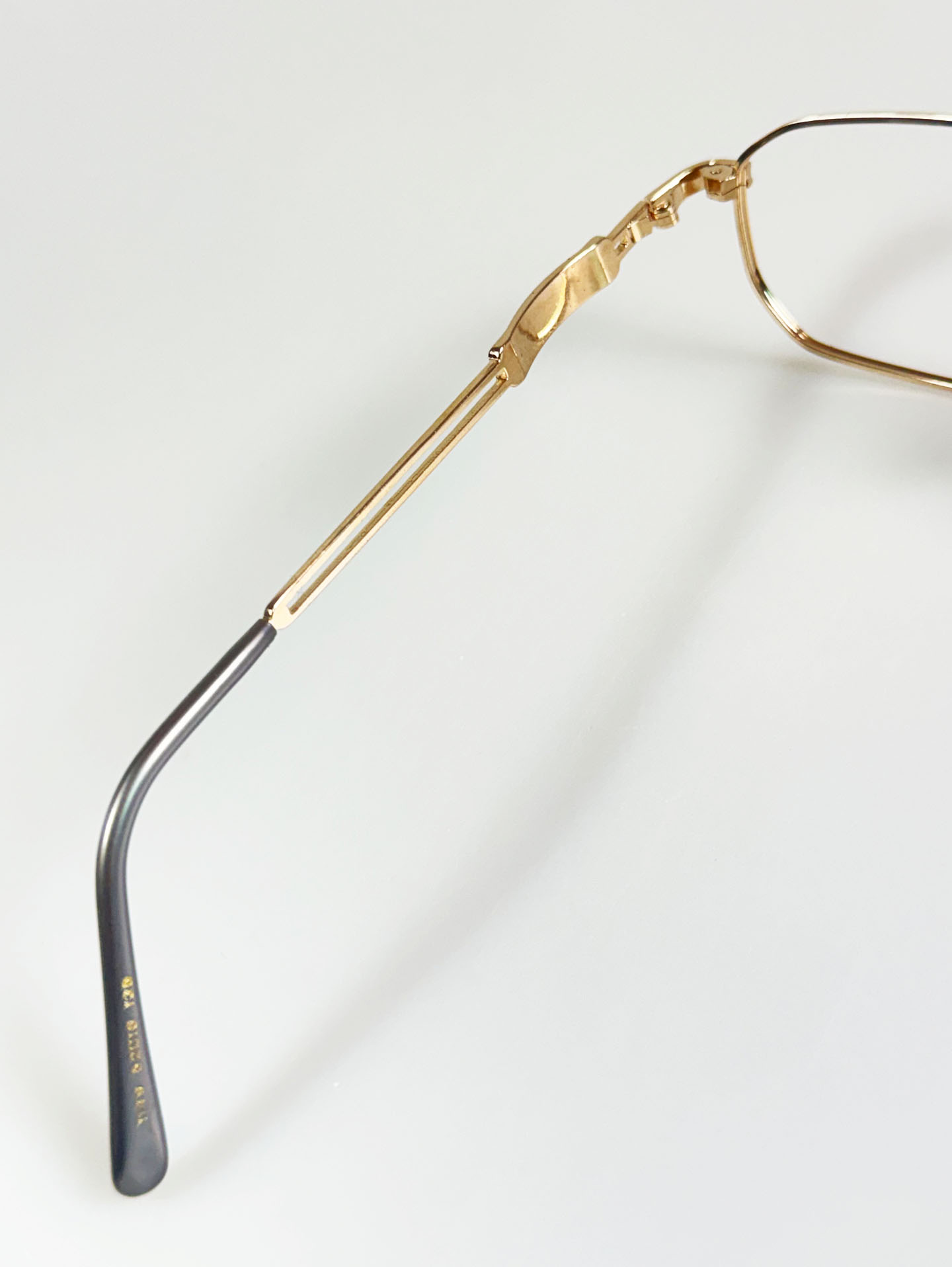 90's Retro Gold Slim Square Metal Glasses