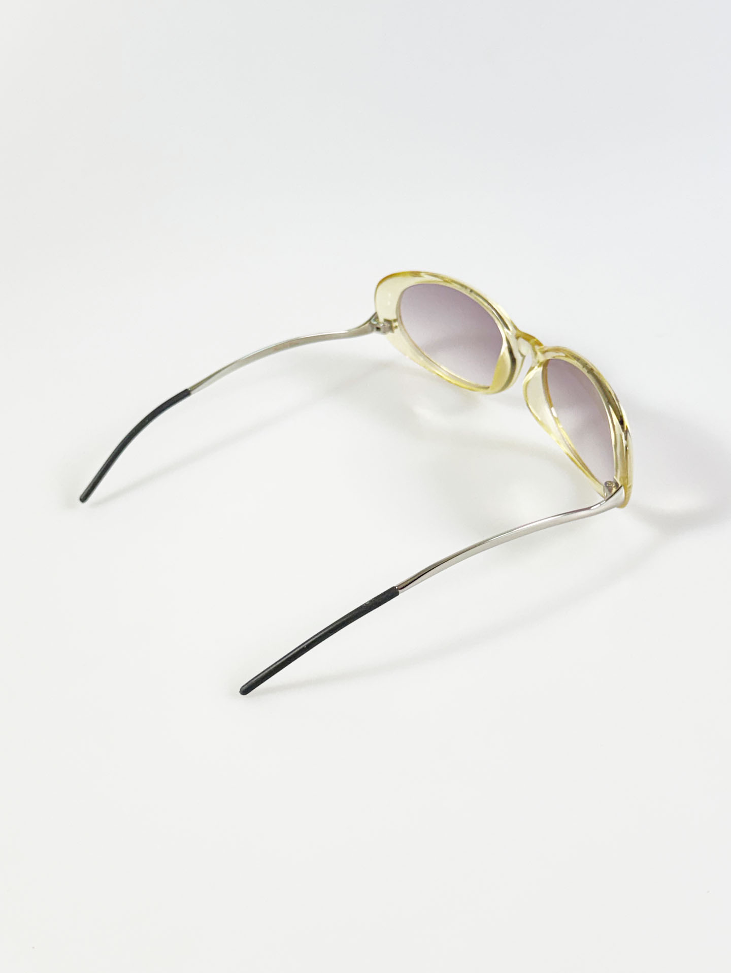 CAPRIO Bold Translucent Acetate Oval Sunglasses