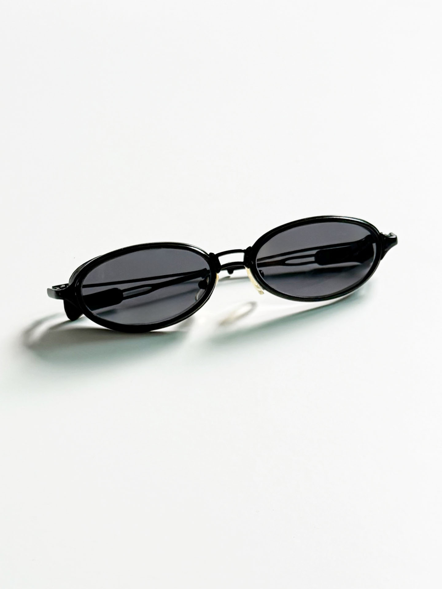 90's Black Layered Oval Metal Frame Sunglasses