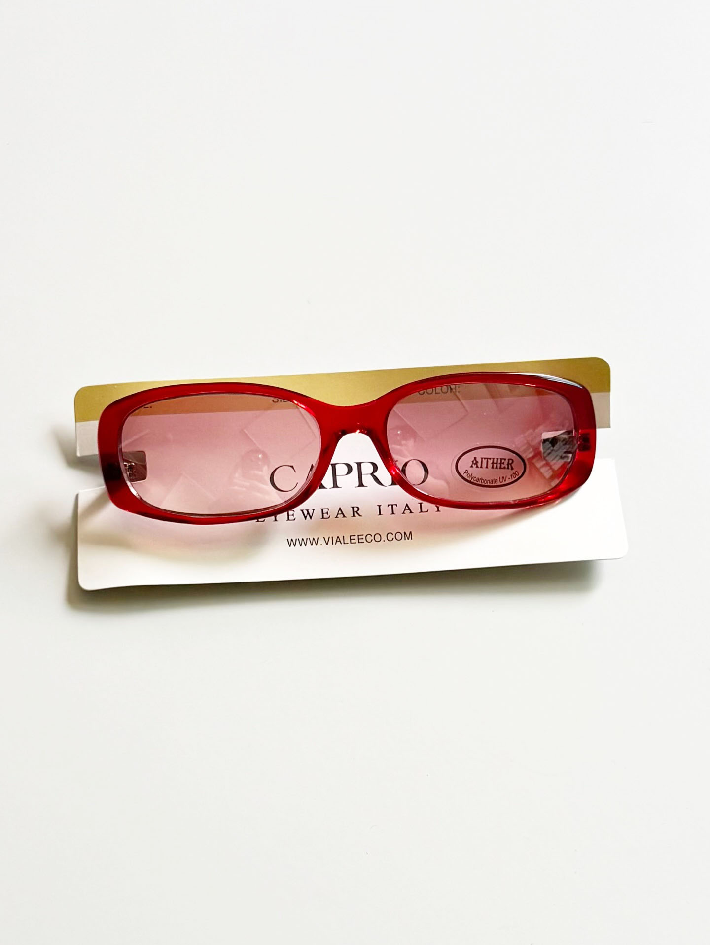 CAPRIO Bold Red Acetate Square Tint Sunglasses