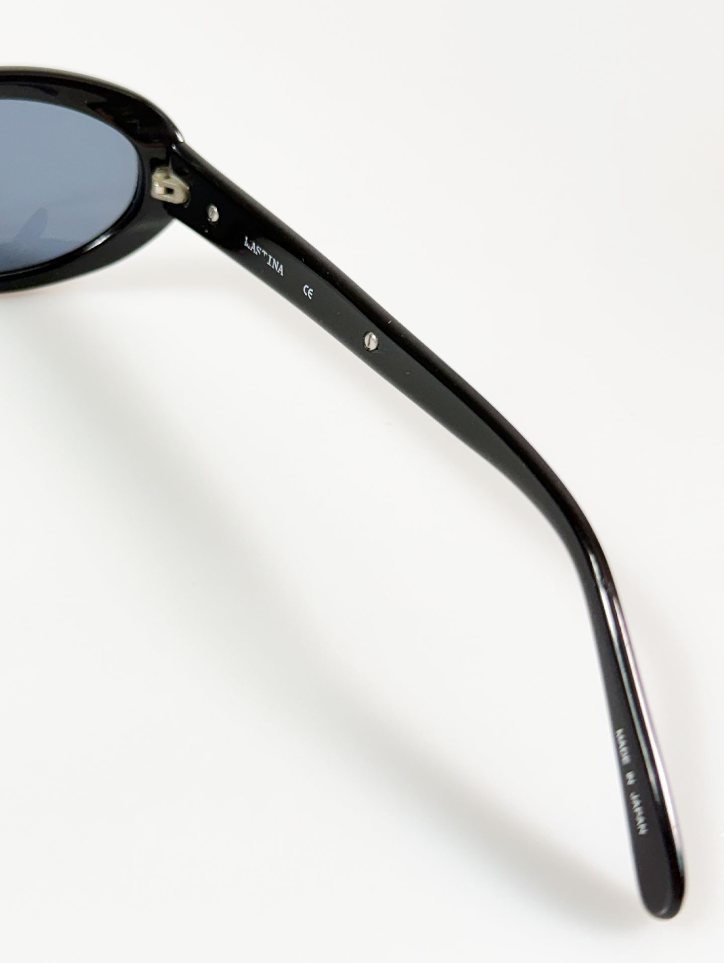 90's MASTINA Black Oval Frame Sunglasses