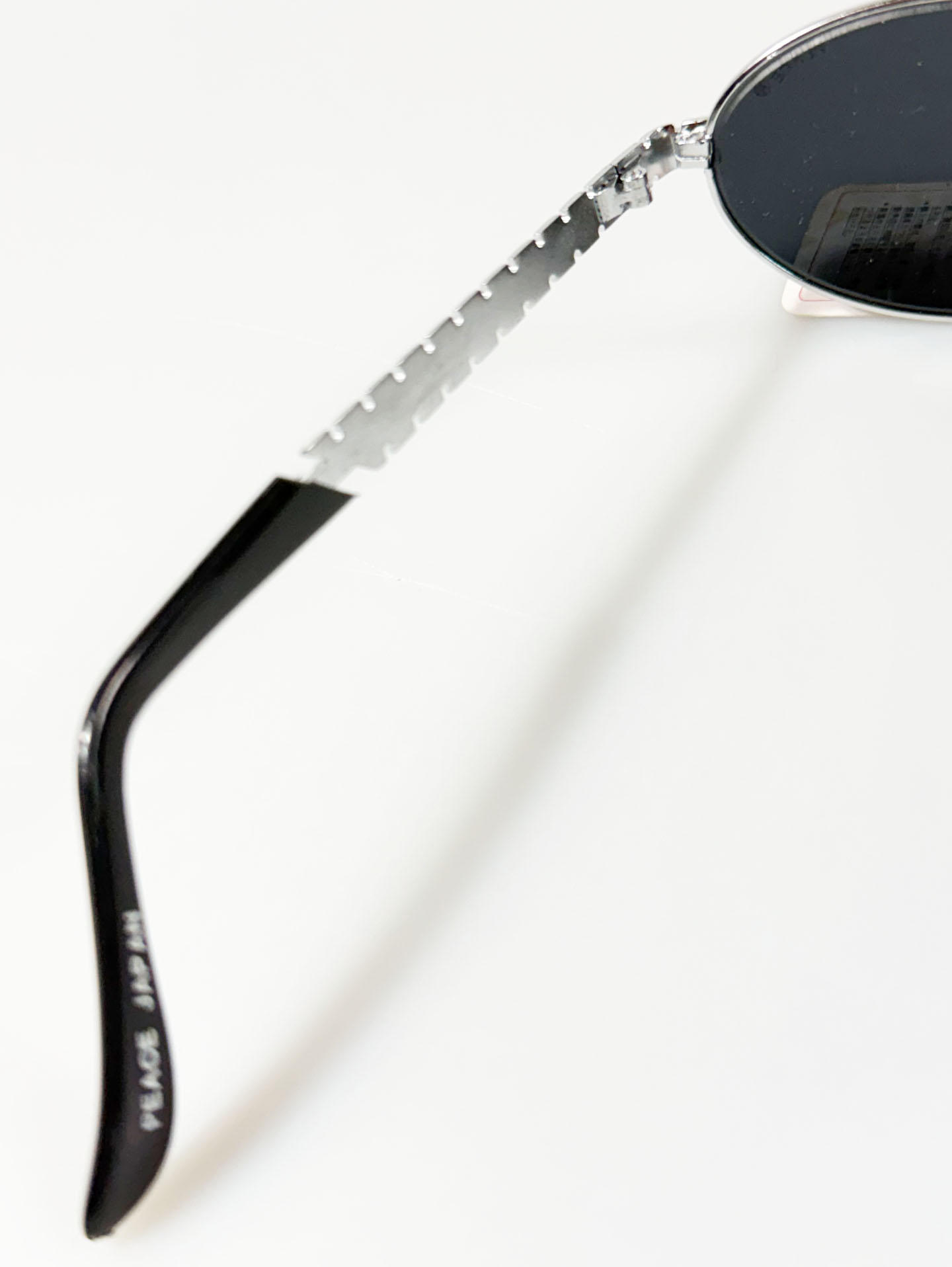 90's PEACE JAPAN Silver Slim Oval Metal Frame Sunglasses