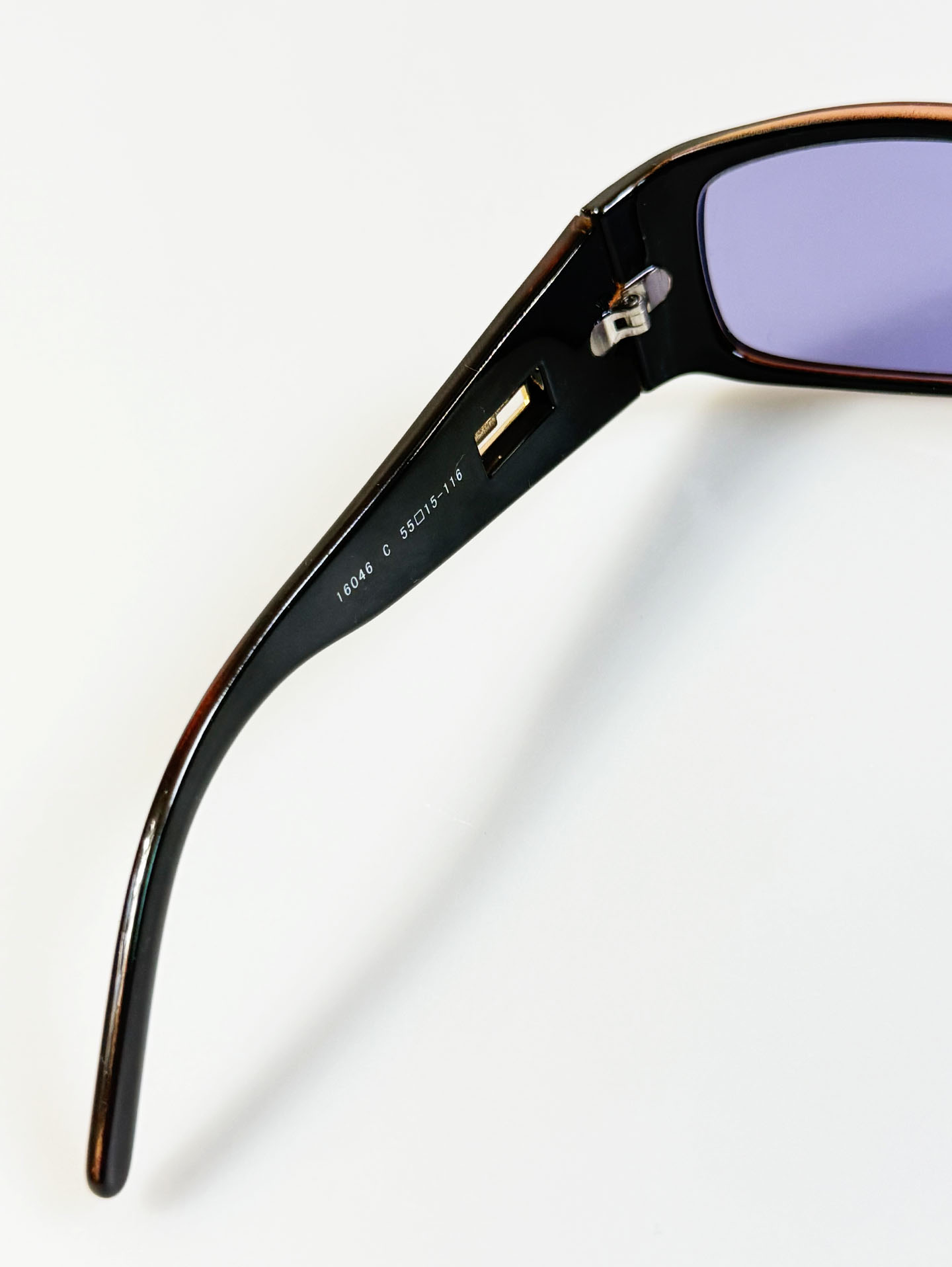 UVIR Bold Square Frame Tint Sunglasses