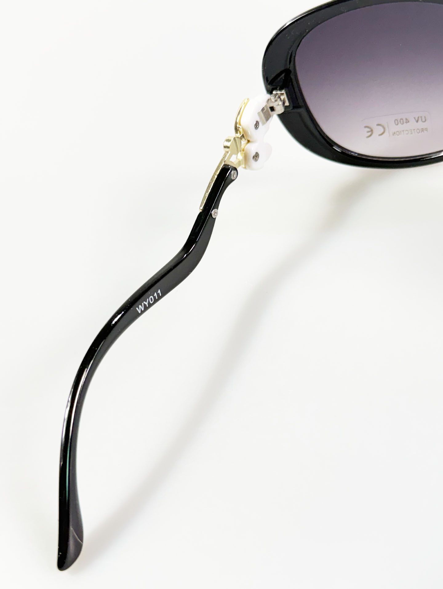 Black Oversized Butterfly Floral Temple Detail Sunglasses