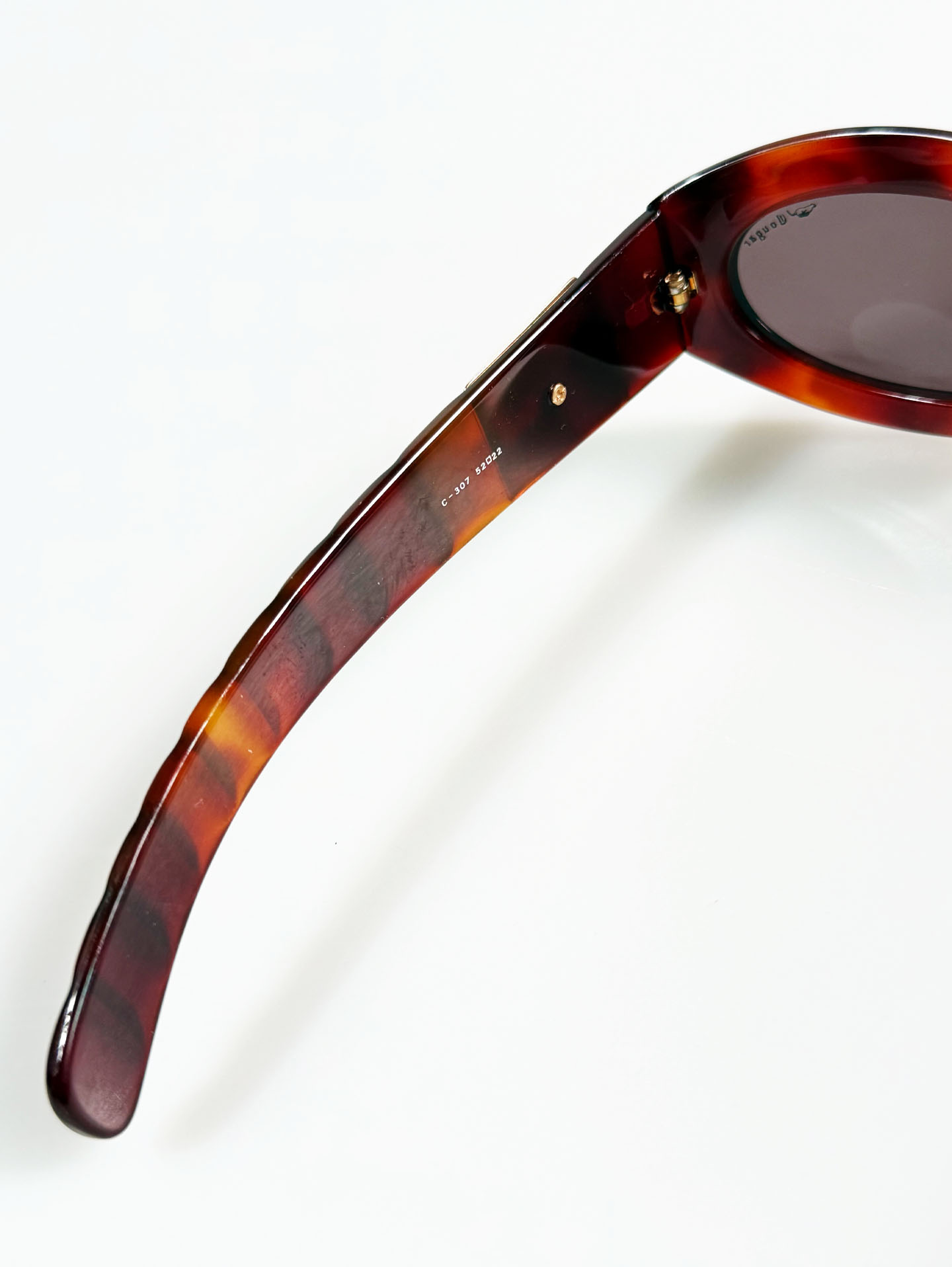 90's COUGAR Tortoiseshell Bold Oval Tint Sunglasses