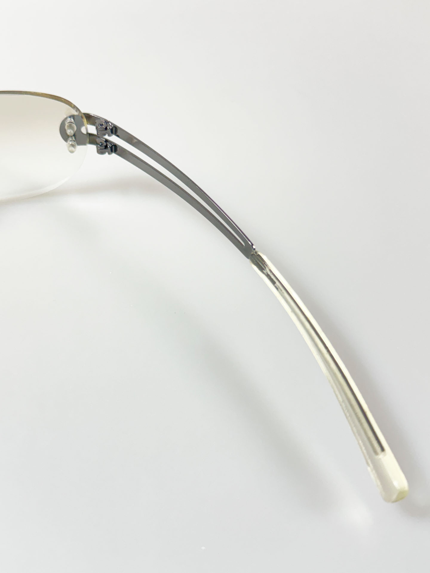 CAPRIO Rimless Square Metal Tinted Sunglasses