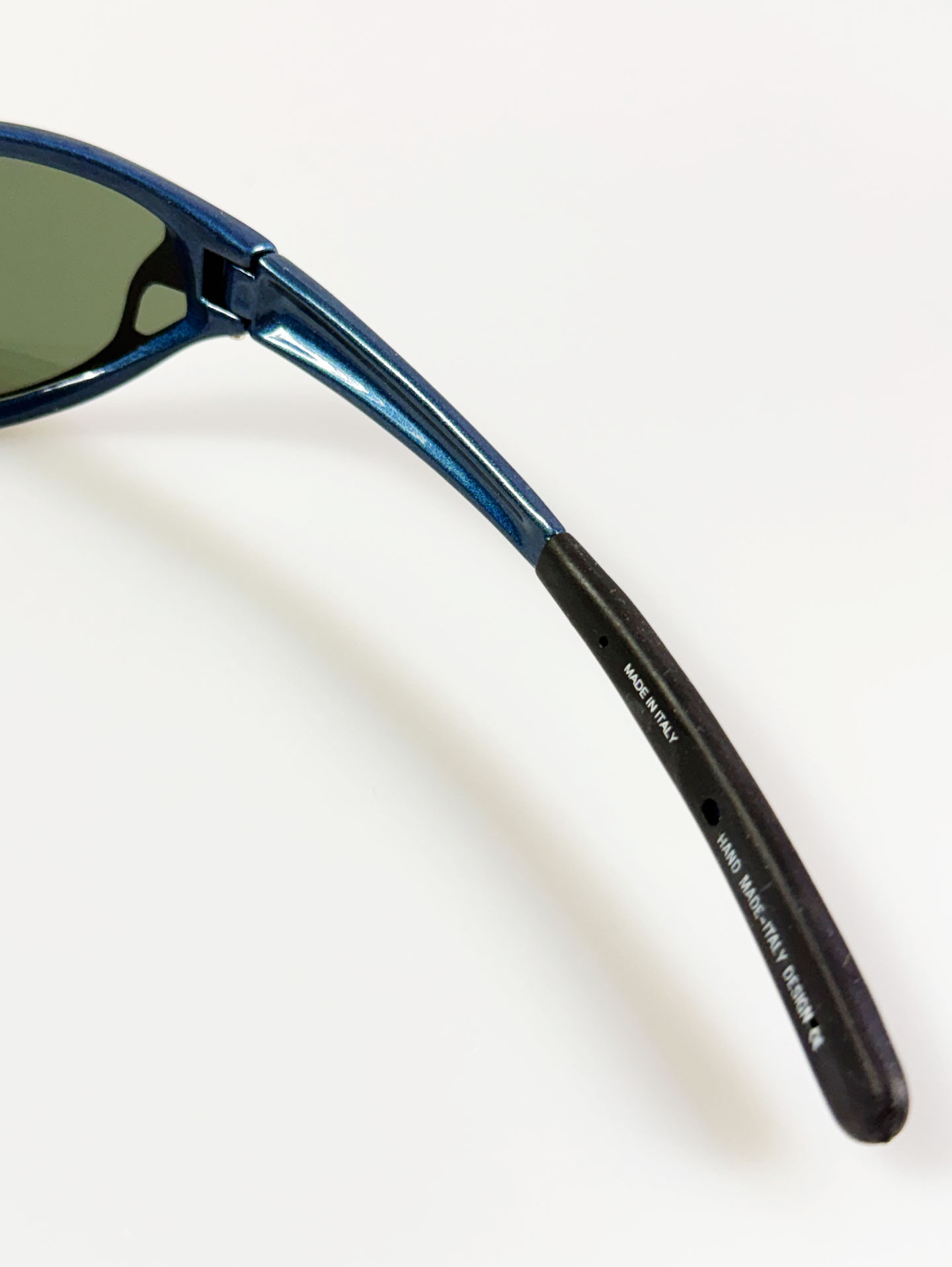 90's Blue Wraparound Sports Frame Sunglasses