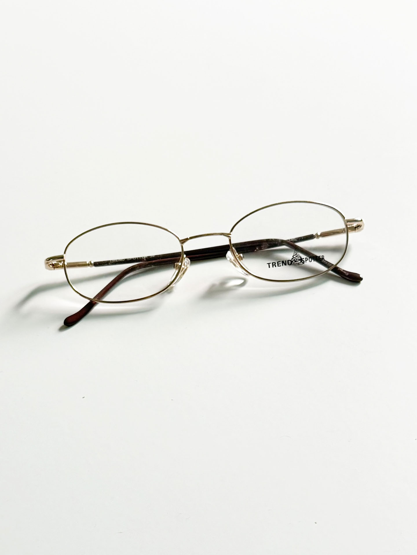 TREND SPOTTER Gold Slim Oval Metal Glasses