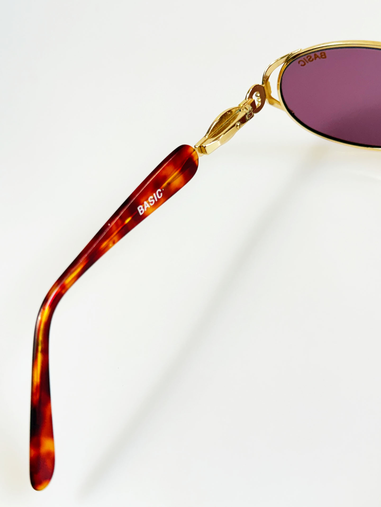 90's BASIC Gold Slim Oval Tint Metal Sunglasses