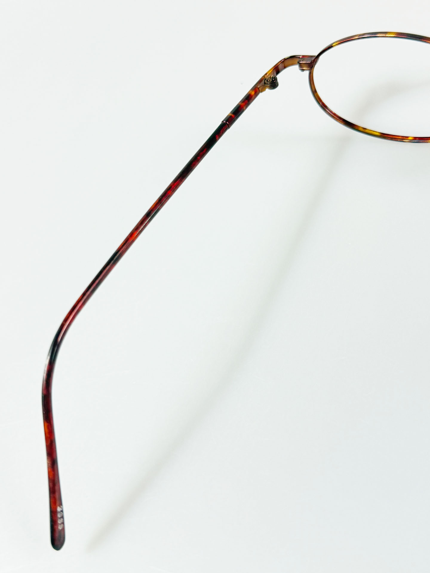 90’s HOC Tortoise Slim Oval Metal Frame Glasses