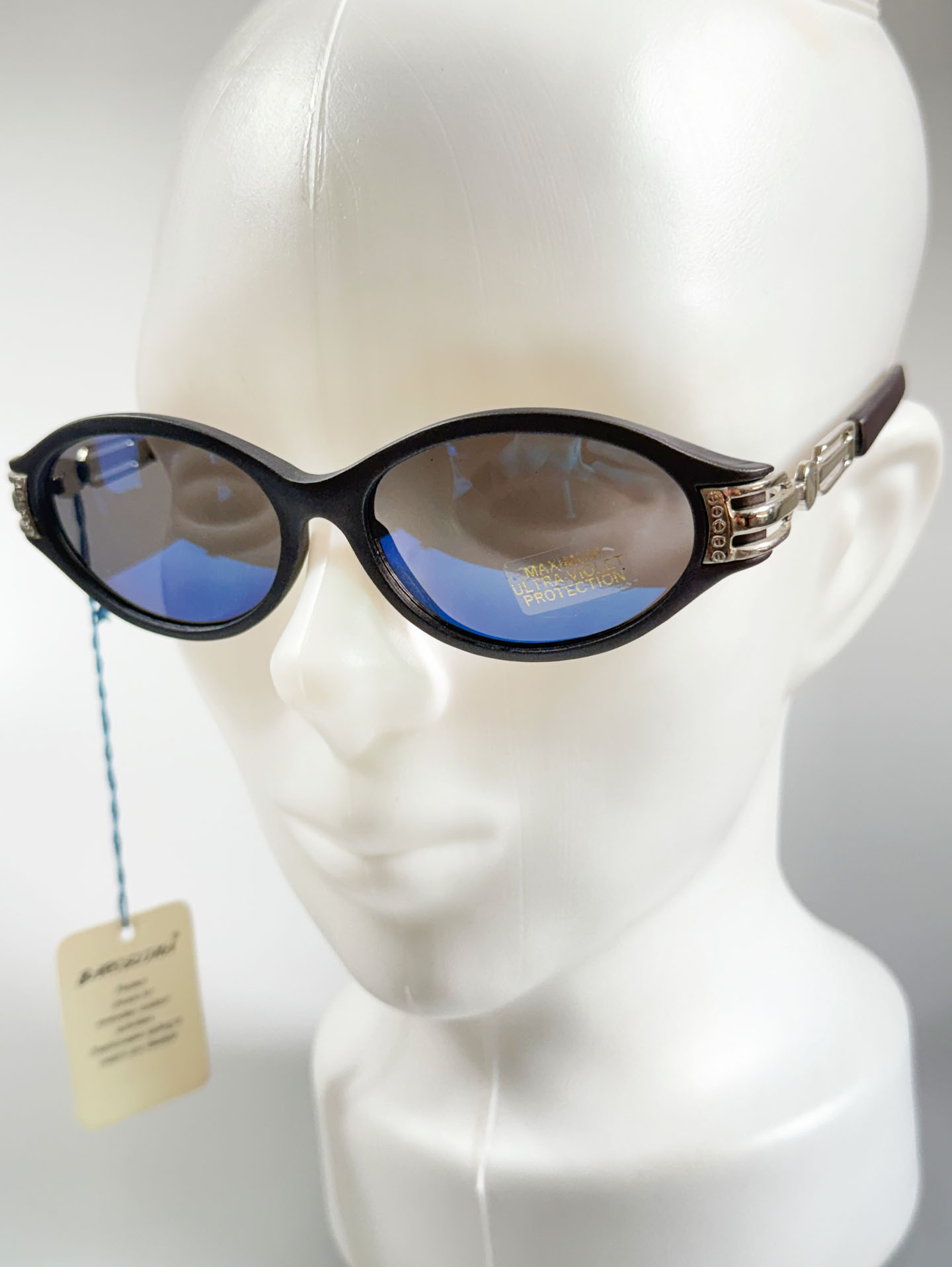 90's Barcelona Eyewear Bold Oval Sunglasses
