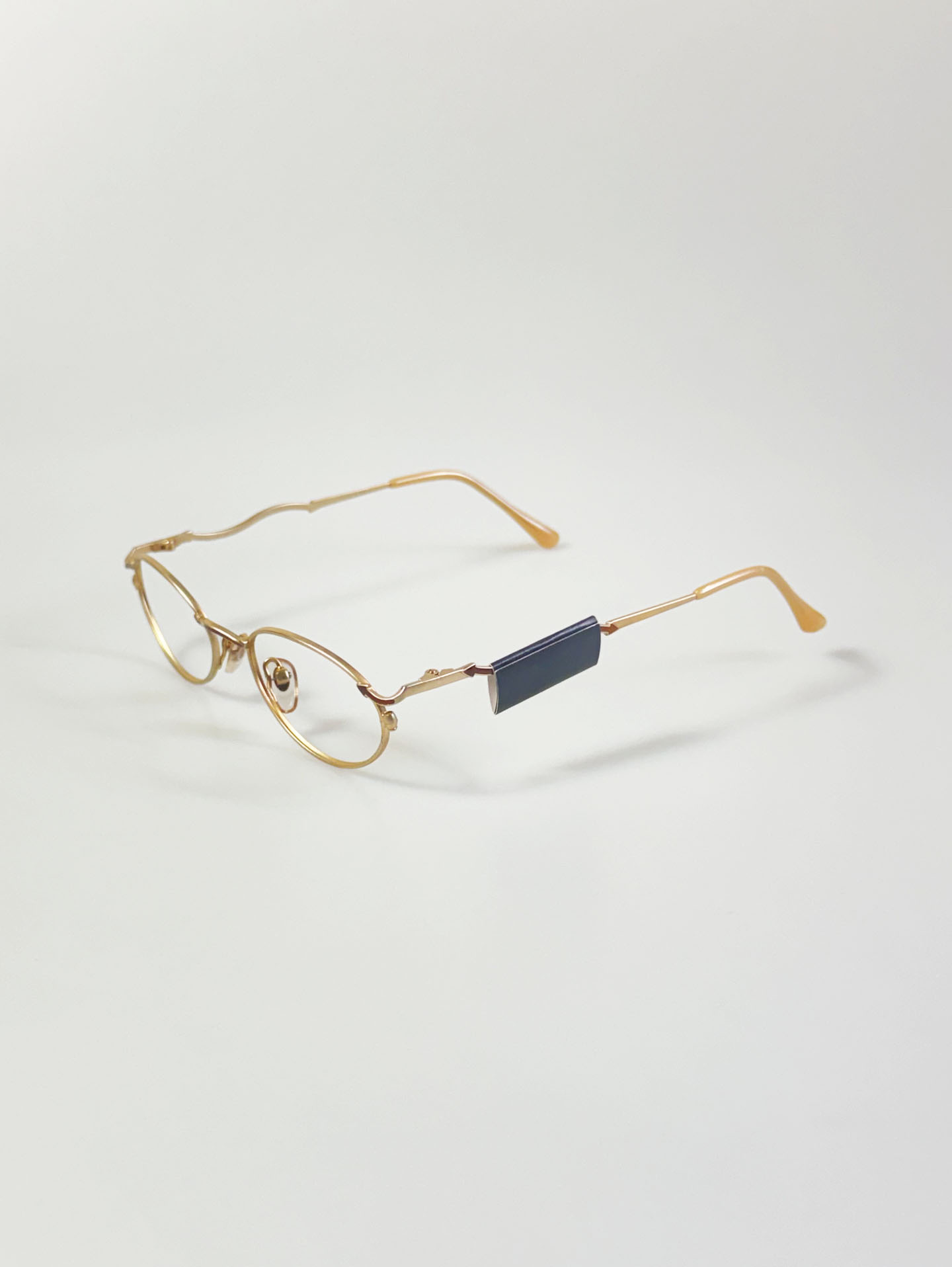 90’s ROYAL Gold Slim Oval Metal Glasses