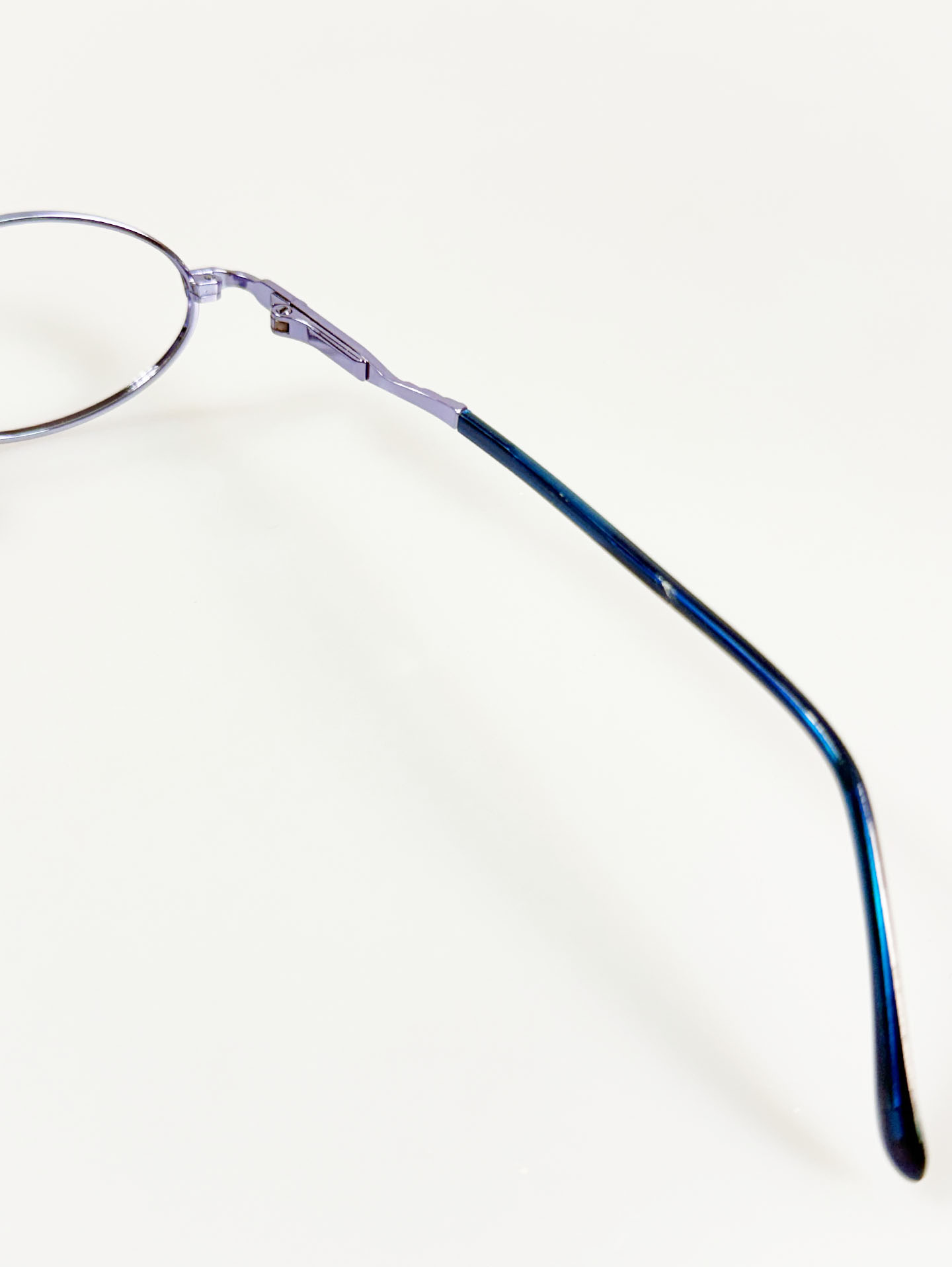 90’s HSO Deep Blue Slim Oval Metal Frame Glasses