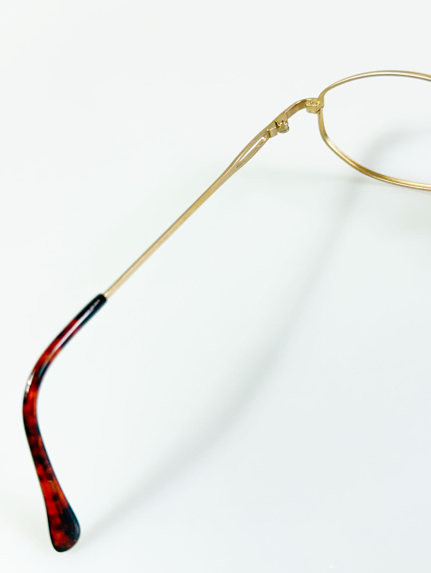 90's OTIC Gold Metal Slim Oval Frame Glasses