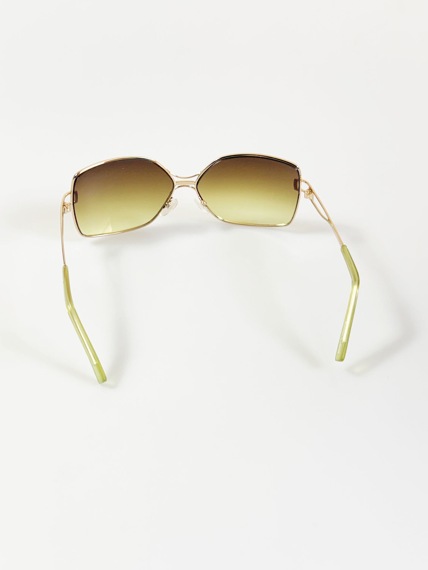 SORVINO Gold Oversized Butterfly Metal Frame Gradient Tint Sunglasses