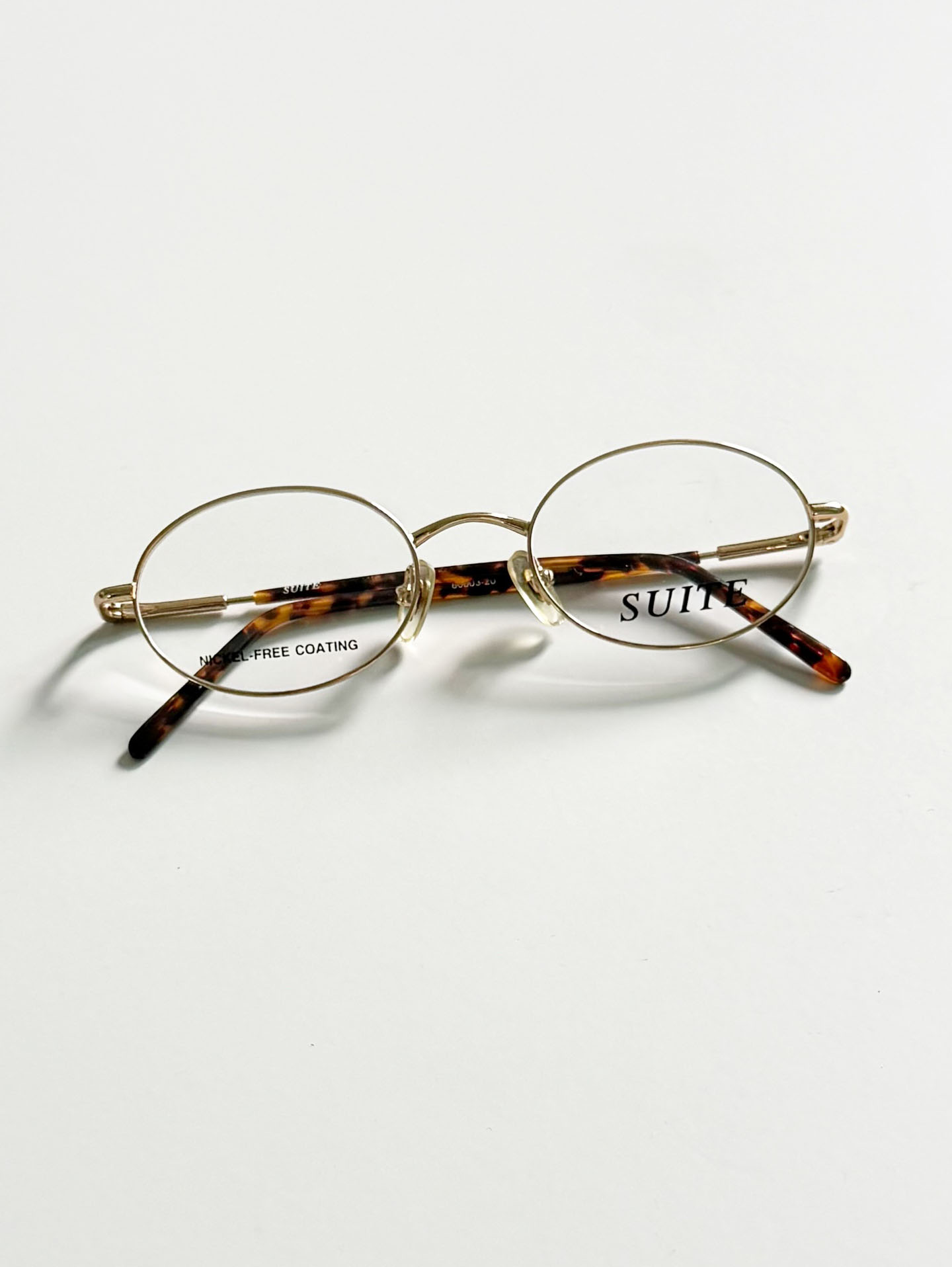 90's SUITE Gold Oval Metal & Tortoiseshell Temple Glasses