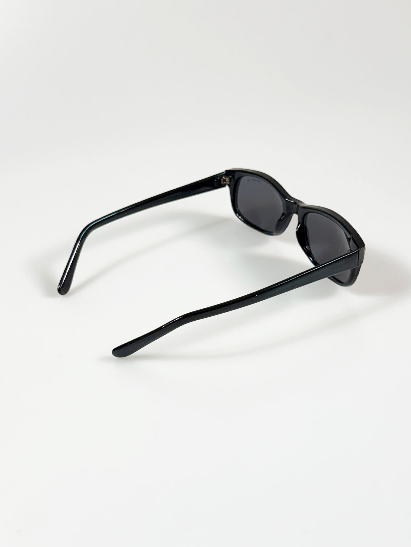 90's FASHION LINE Black Bold Square Sunglasses