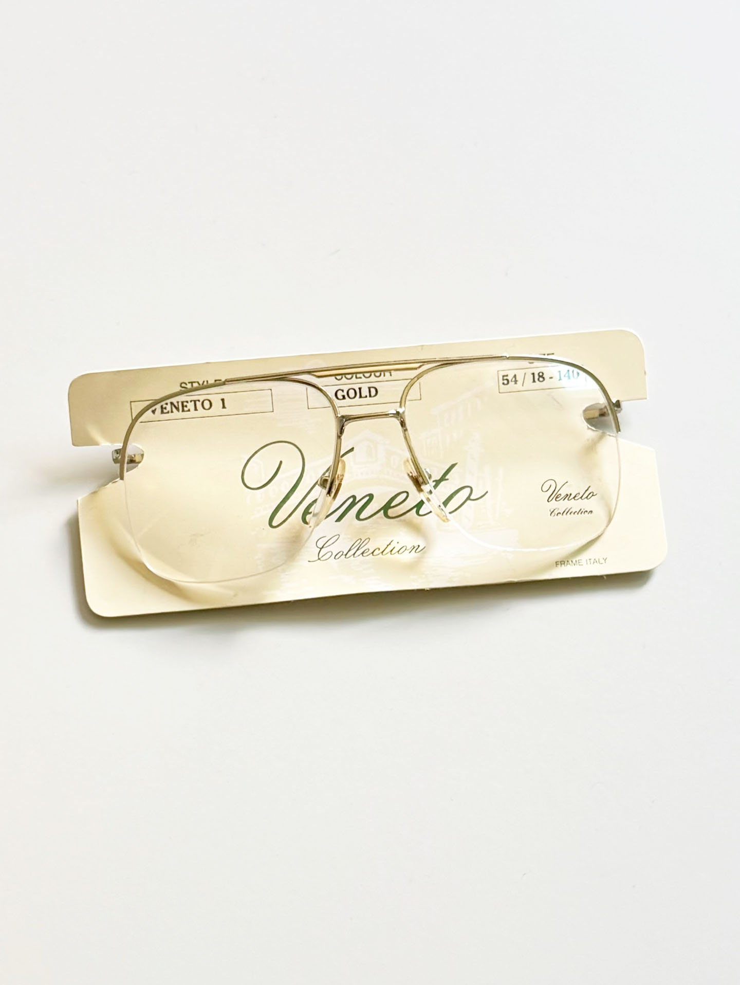 90's Veneto Collection Gold Aviator Metal Frame Glasses