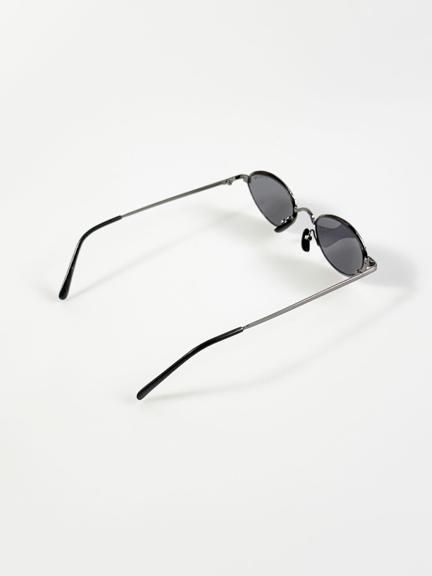 90's FASHION LINE Gunmetal Slim Oval Sunglasses