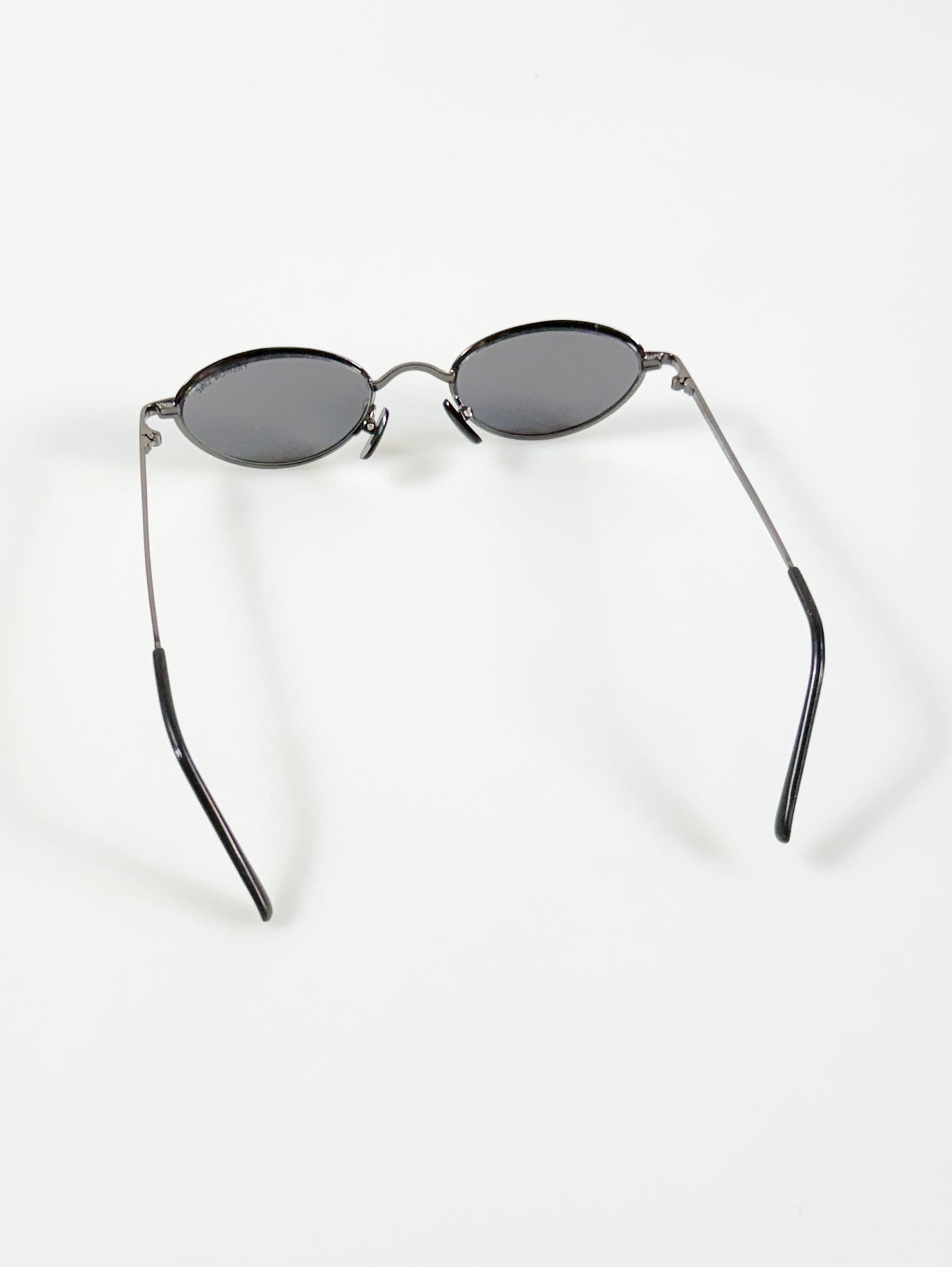 90's FASHION LINE Gunmetal Slim Oval Sunglasses