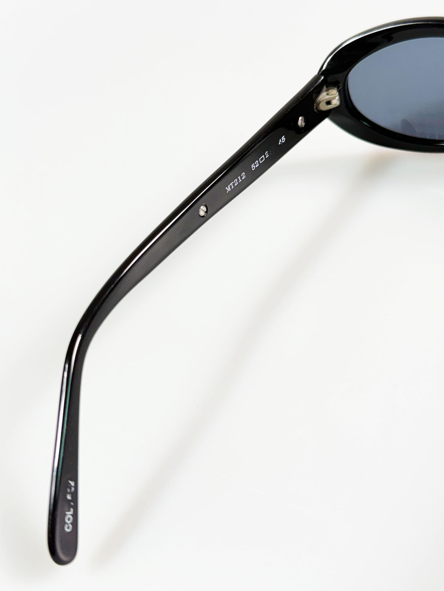 90's MASTINA Black Oval Frame Sunglasses