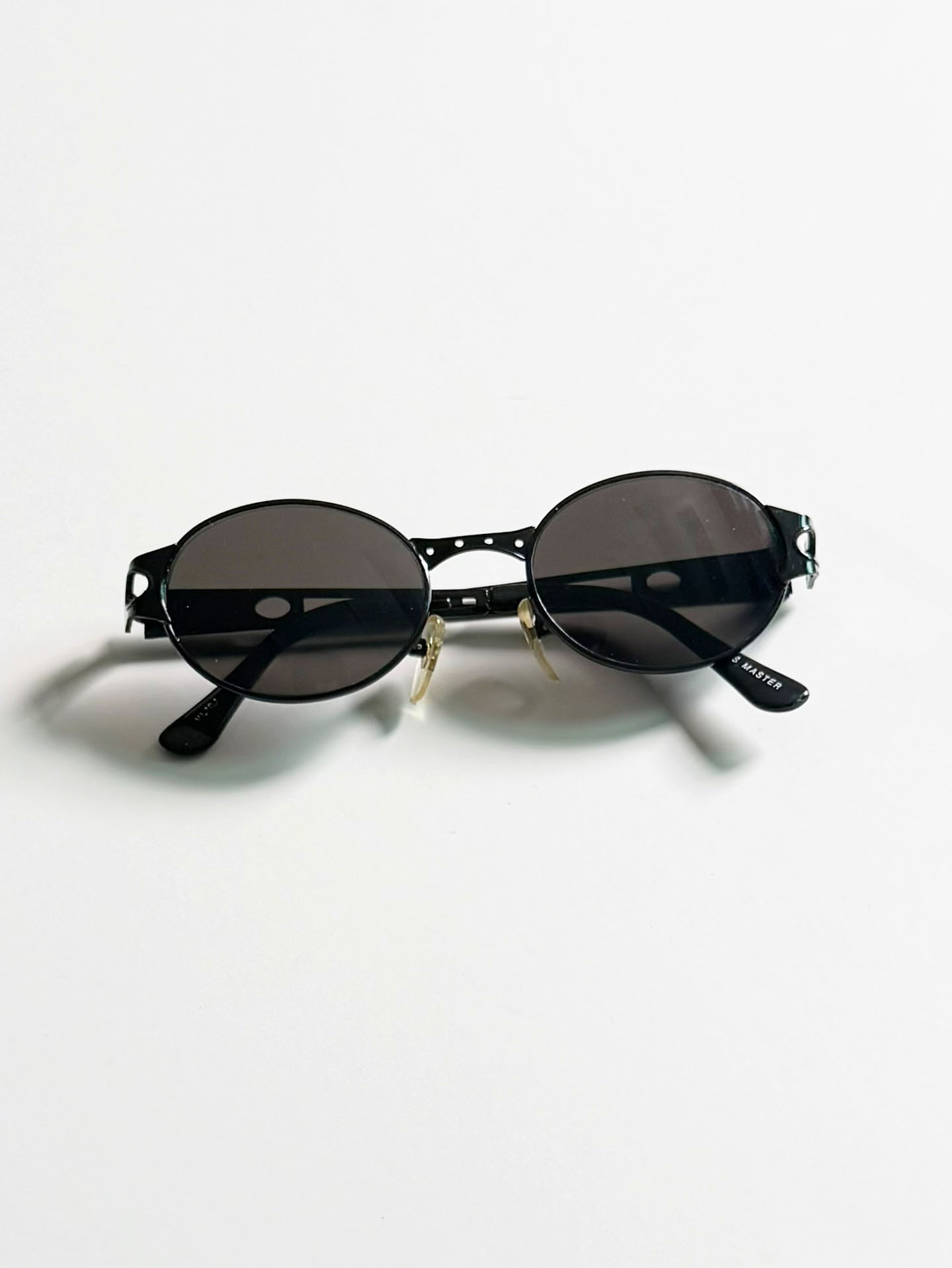 90's LOUIS MASTER Black Slim Oval Metal Sunglasses