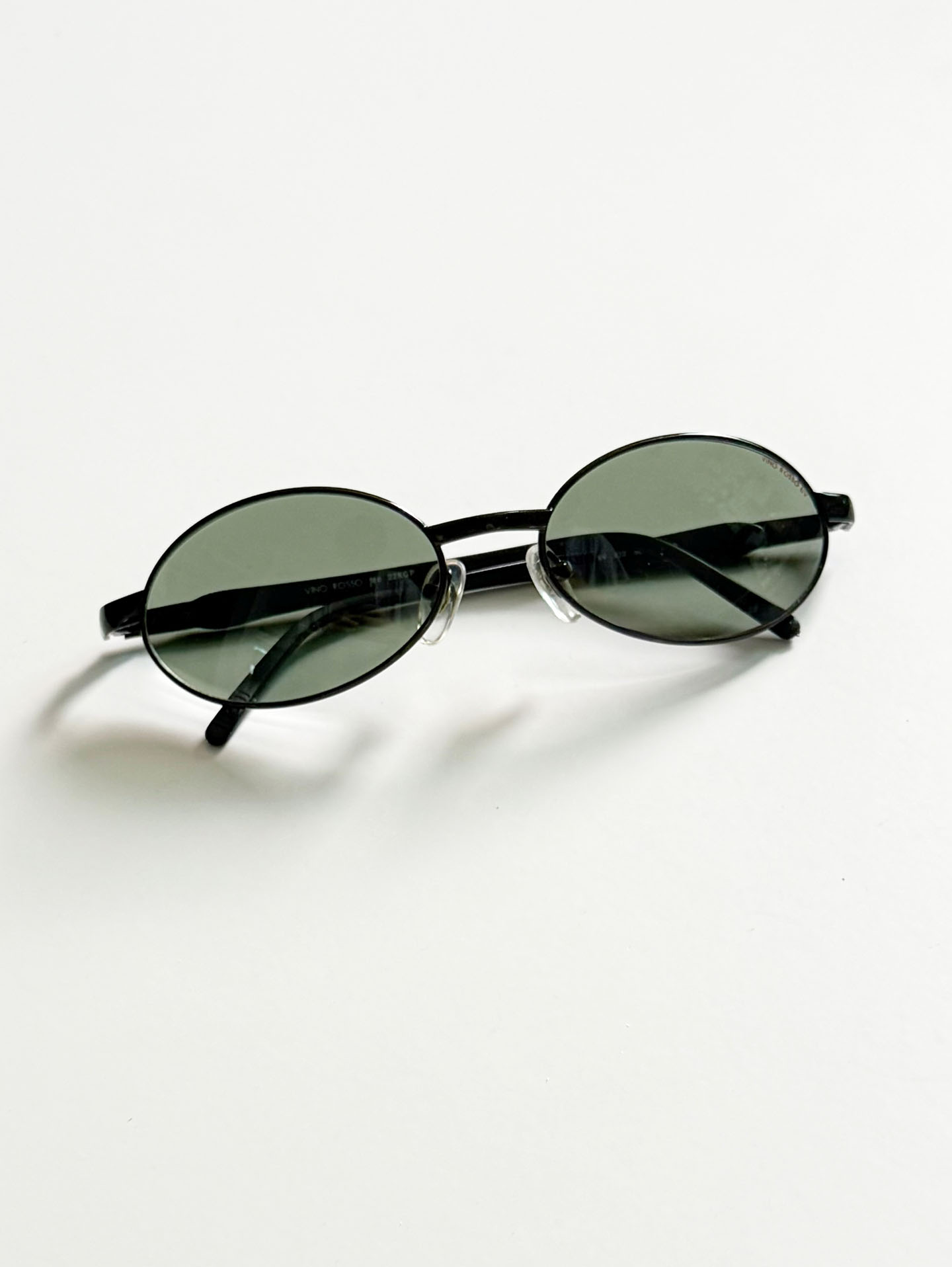 90's VINO ROSSO Black Metal Slim Oval Sunglasses