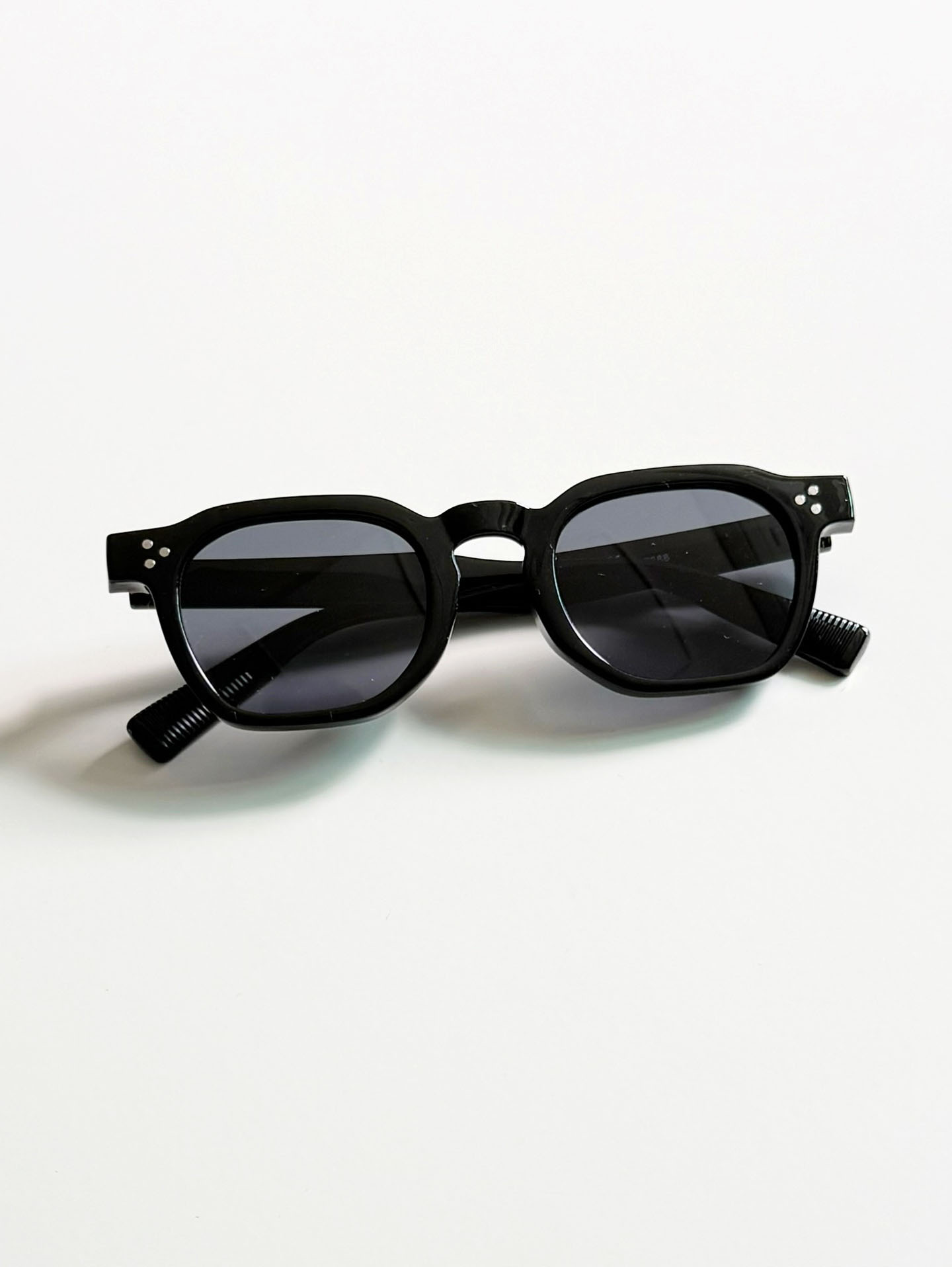 Black Bold Square Frame Sunglasses