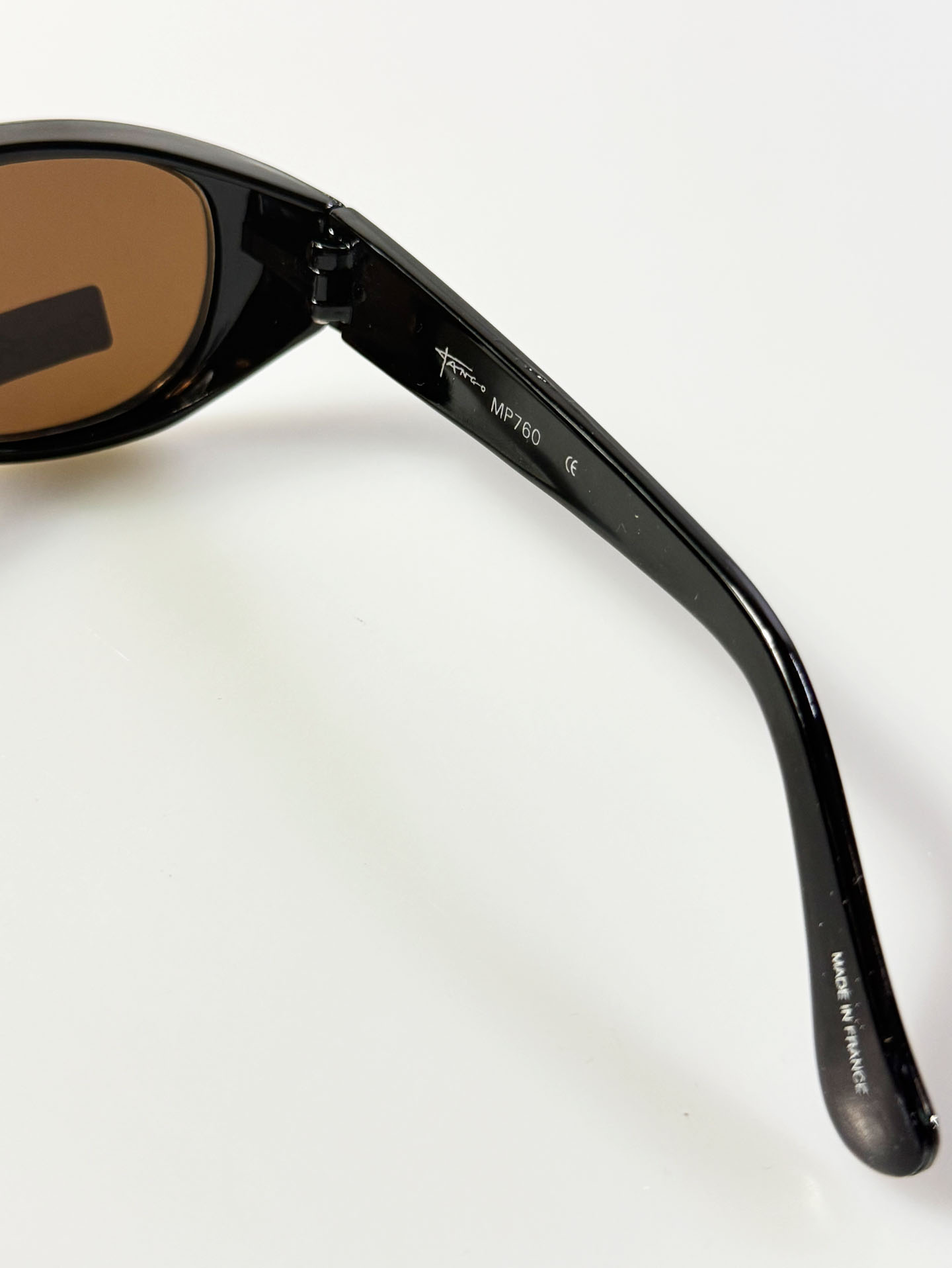 TANGO Brown Woodgrain Optyl Bold Oval Sunglasses