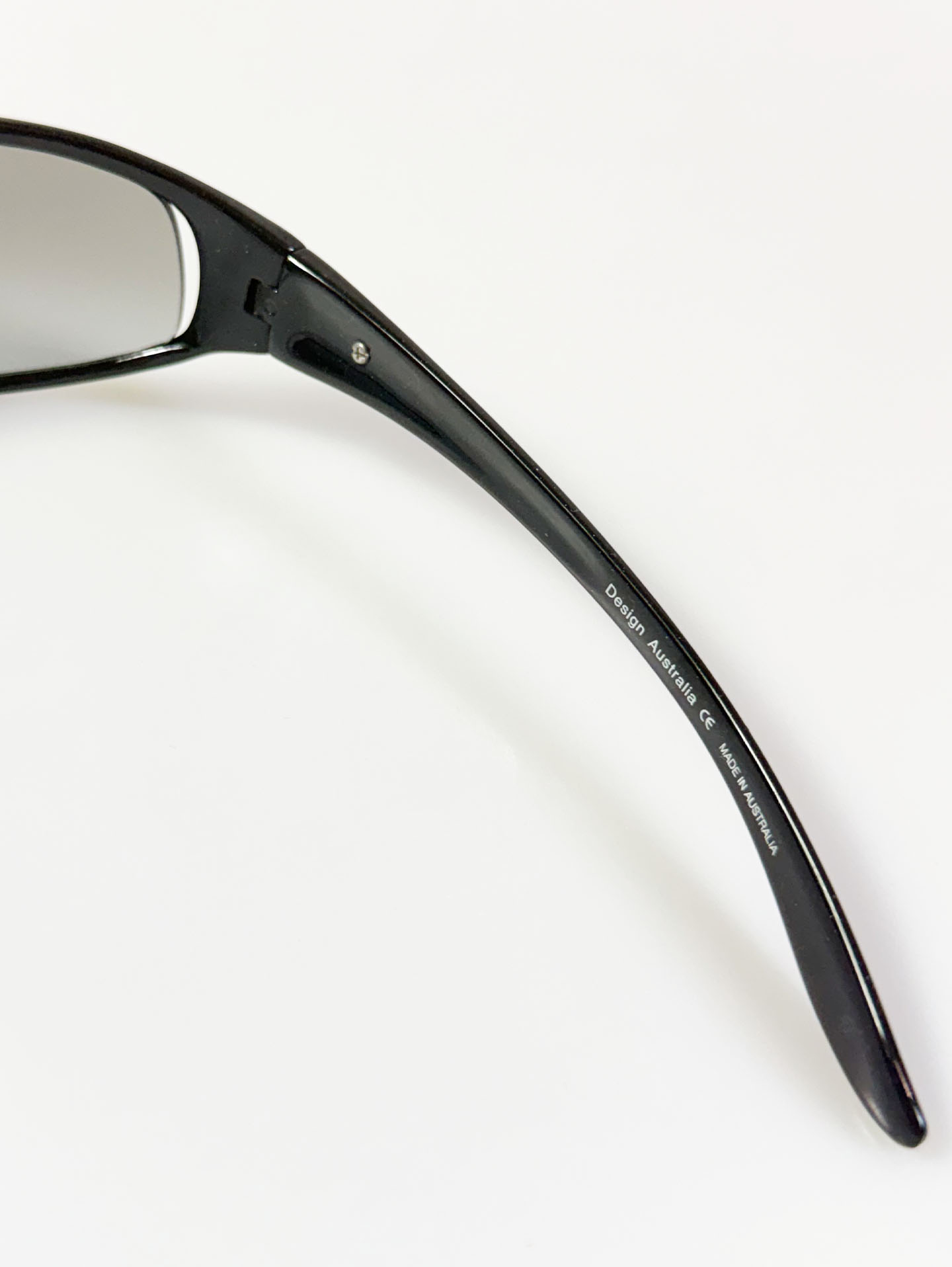 90’s DIRTY DOG Black Wraparound Sporty Frame Sunglasses