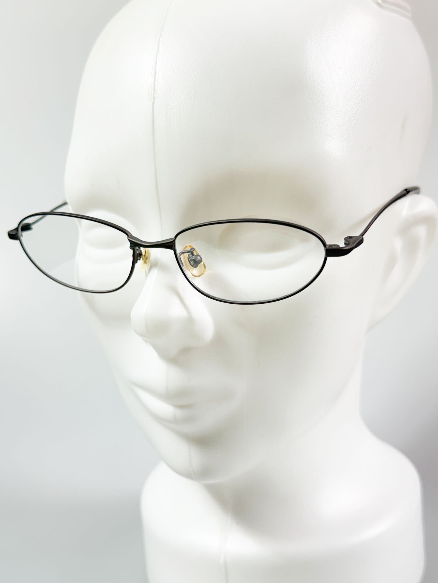 Matte Dark Gray Slim Oval Metal Frame Glasses