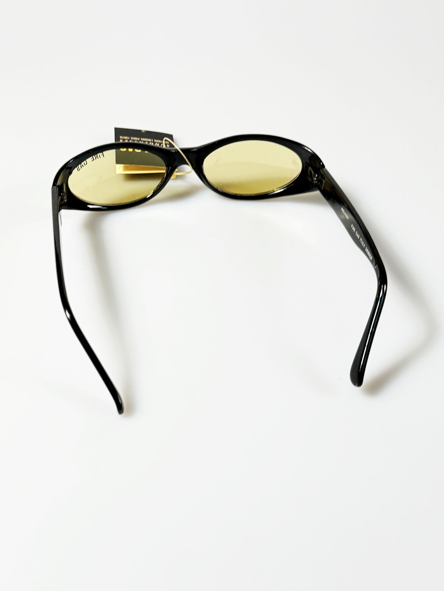 90's FIRE GAS Black Bold Oval Tint Sunglasses