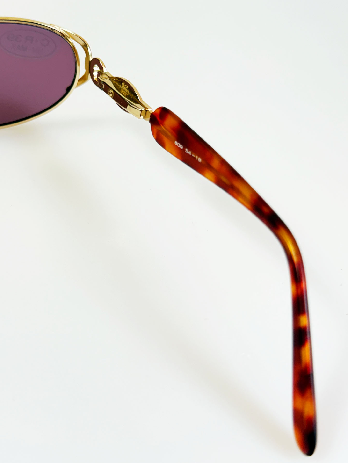 90's BASIC Gold Slim Oval Tint Metal Sunglasses