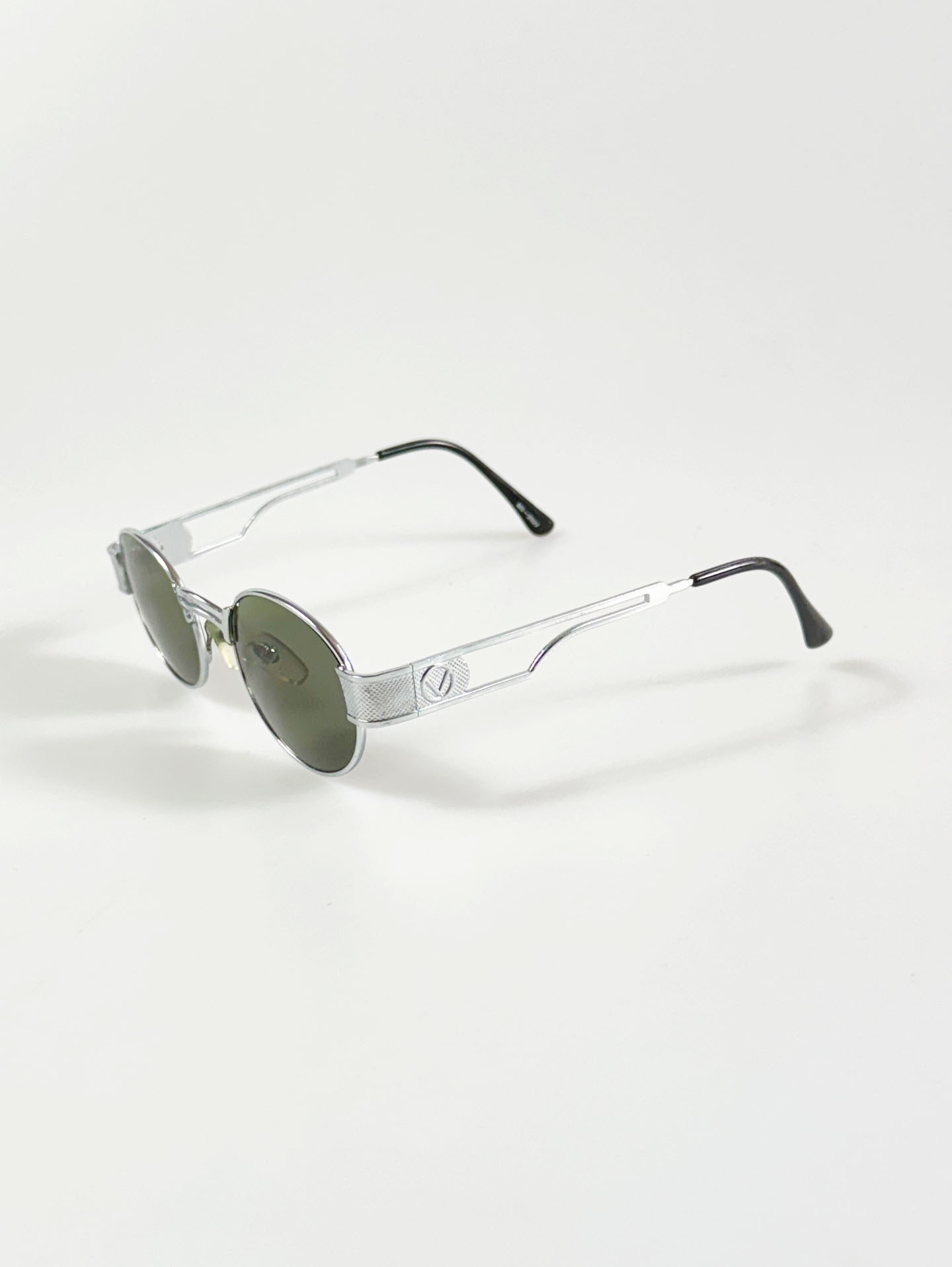 90's VINNY Silver Slim Oval Metal Sunglasses