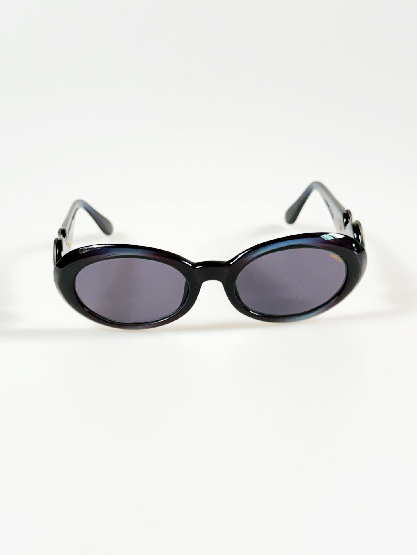 90's VERGELIO Black & Deep Blue Two-Tone Oval Sunglasses