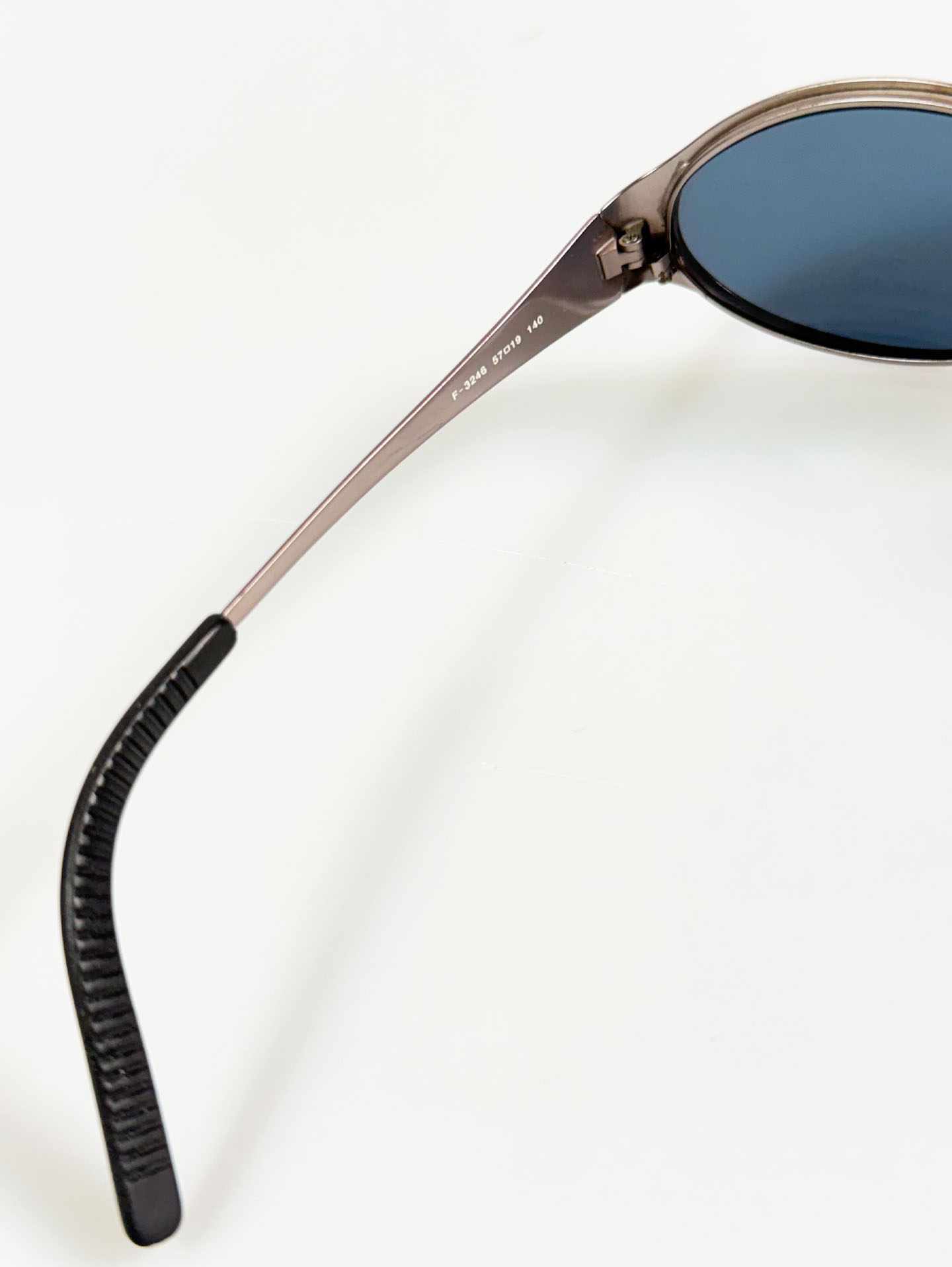 90's UNDERCOVER Silver Metal Slim Oval Sunglasses