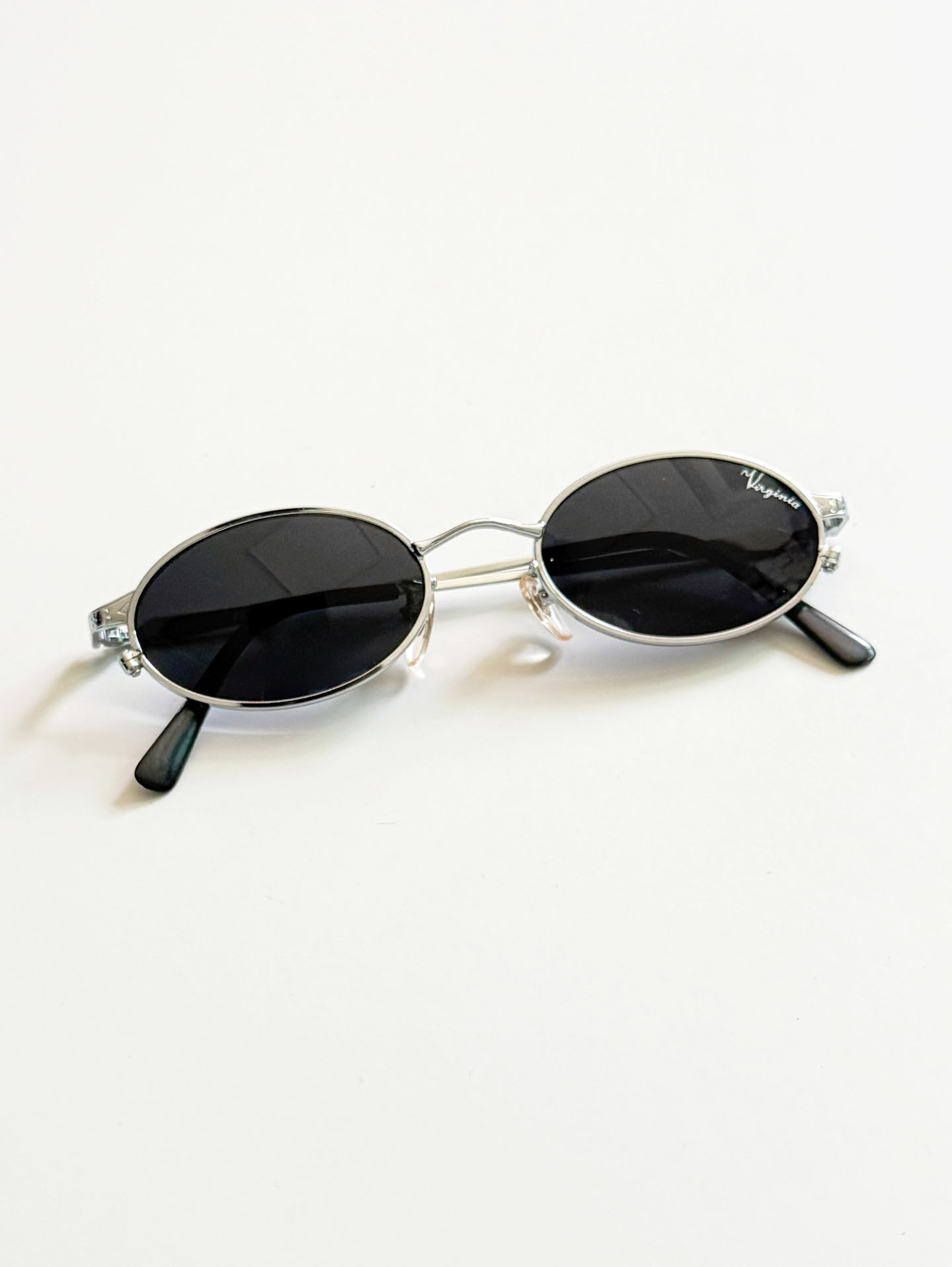 90's VIRGINIA Silver Slim Oval Metal Sunglasses