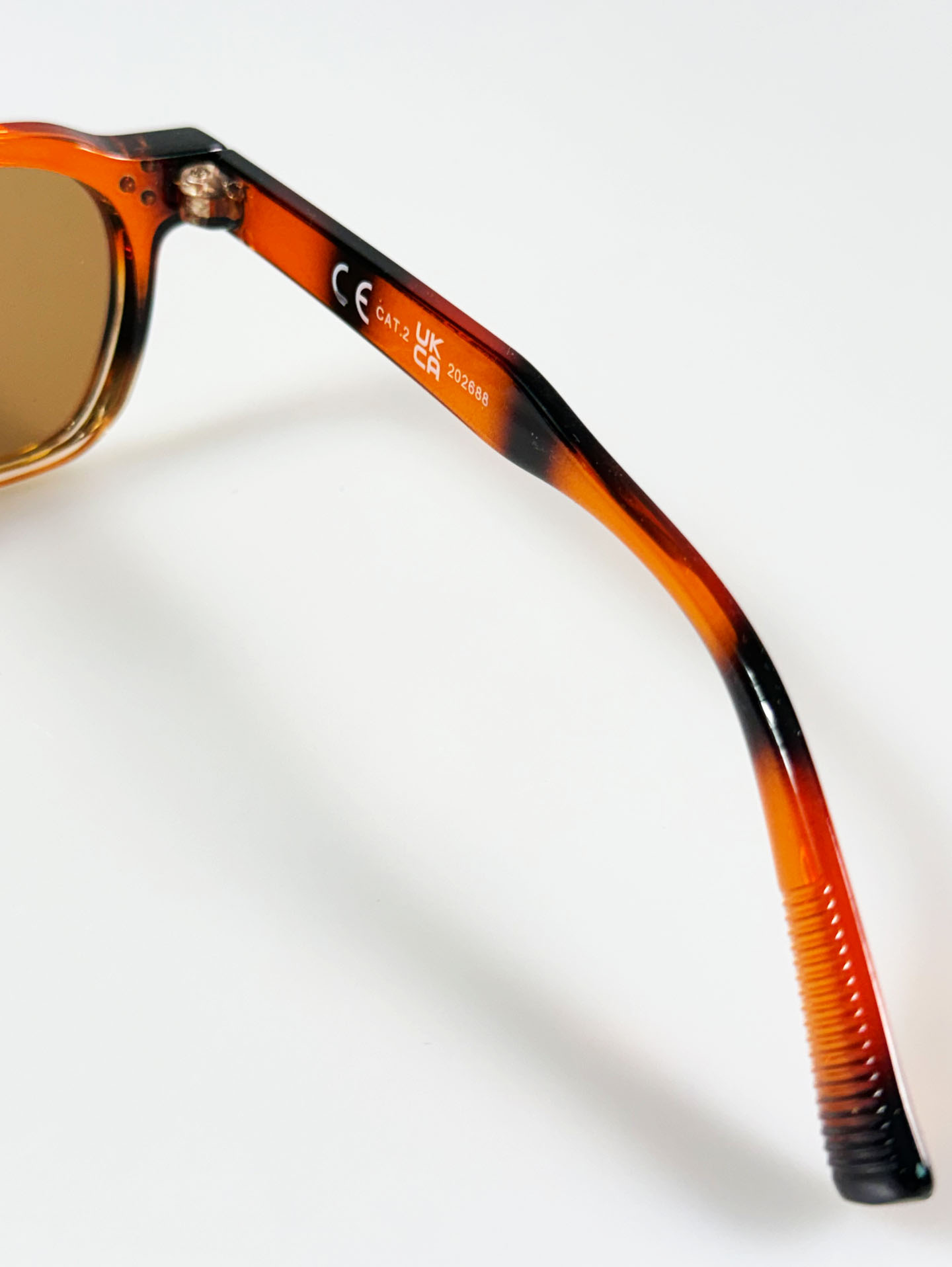Amber Tortoiseshell Two-Tone Bold Square Tint Sunglasses