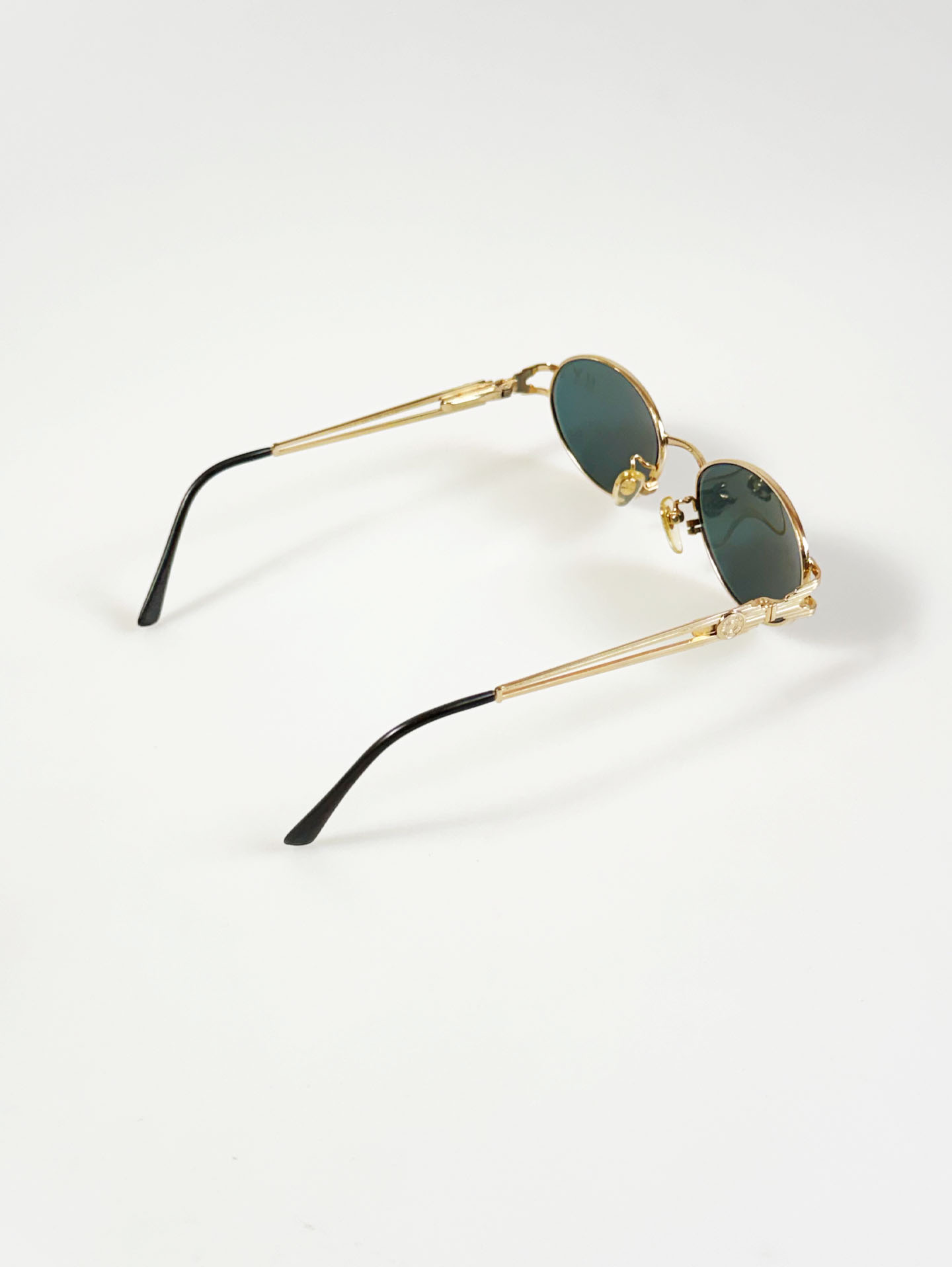 90's MATTIAS Gold Slim Oval Metal Sunglasses
