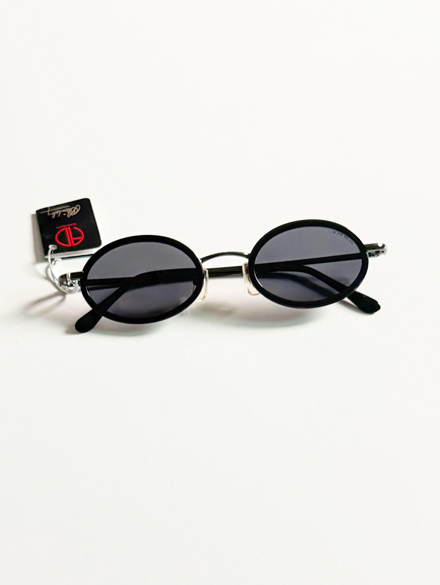 ALAIN DLEON Oval Black Metal Sunglasses