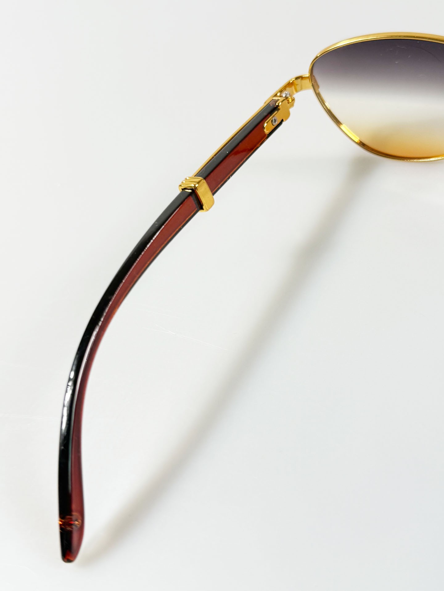 Gold Slim Oval Metal Frame Gradient Tint Sunglasses