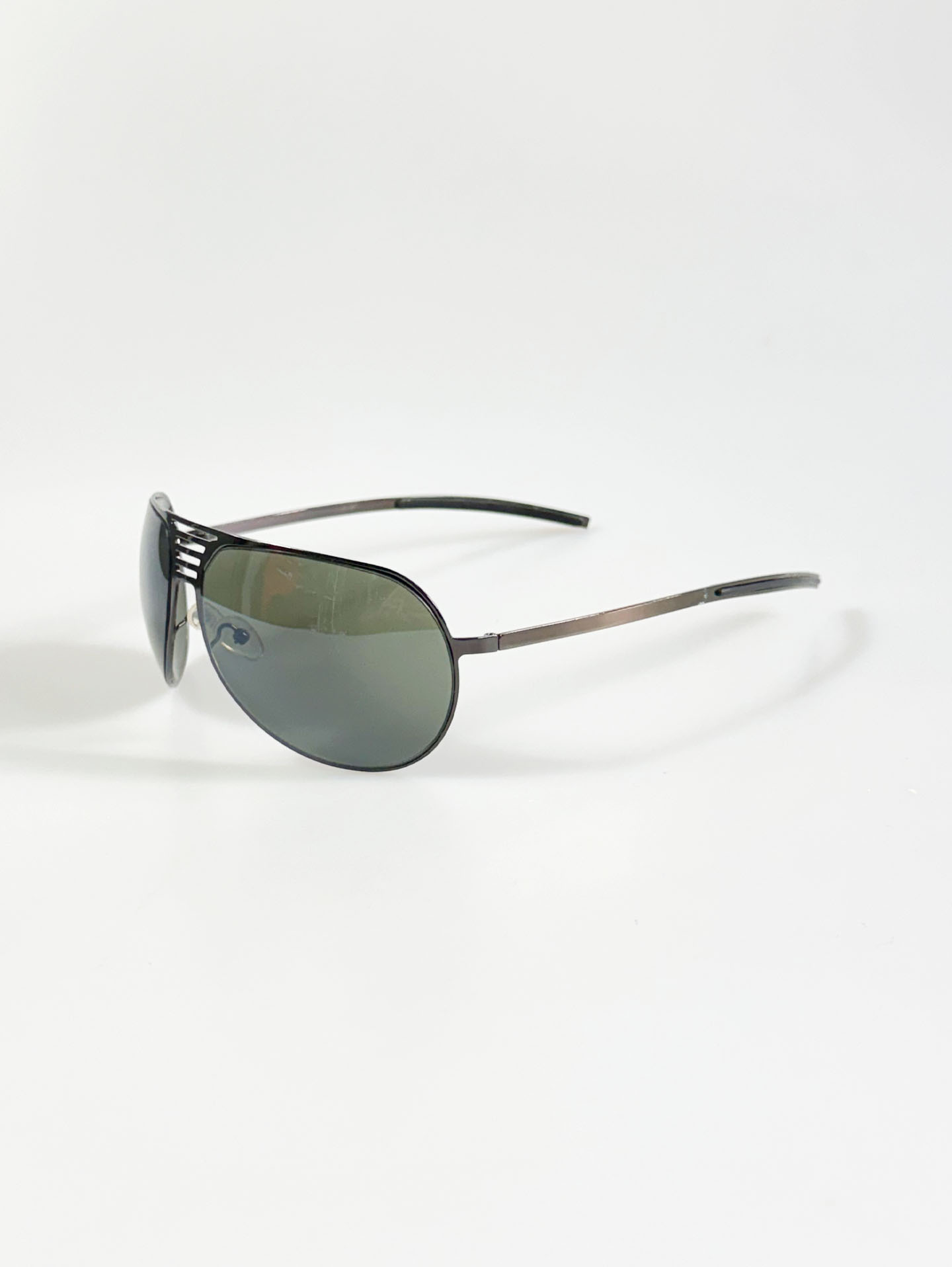 Gunmetal Aviator Frame Sunglasses
